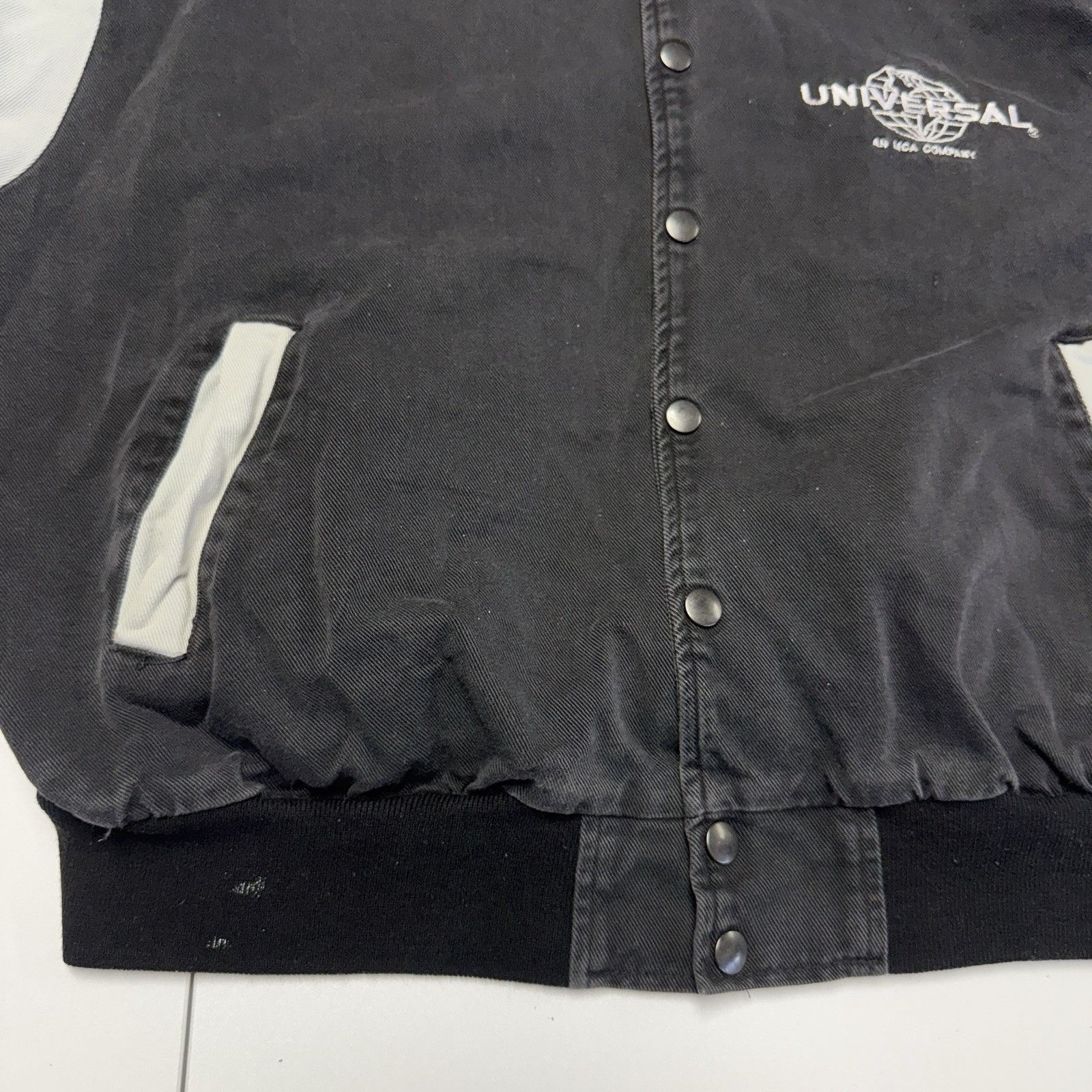Universal Studios Vintage Universal Studios Bomber Jacket Mens XL Black Canvas Size US XL / EU 56 / 4 - 6 Thumbnail