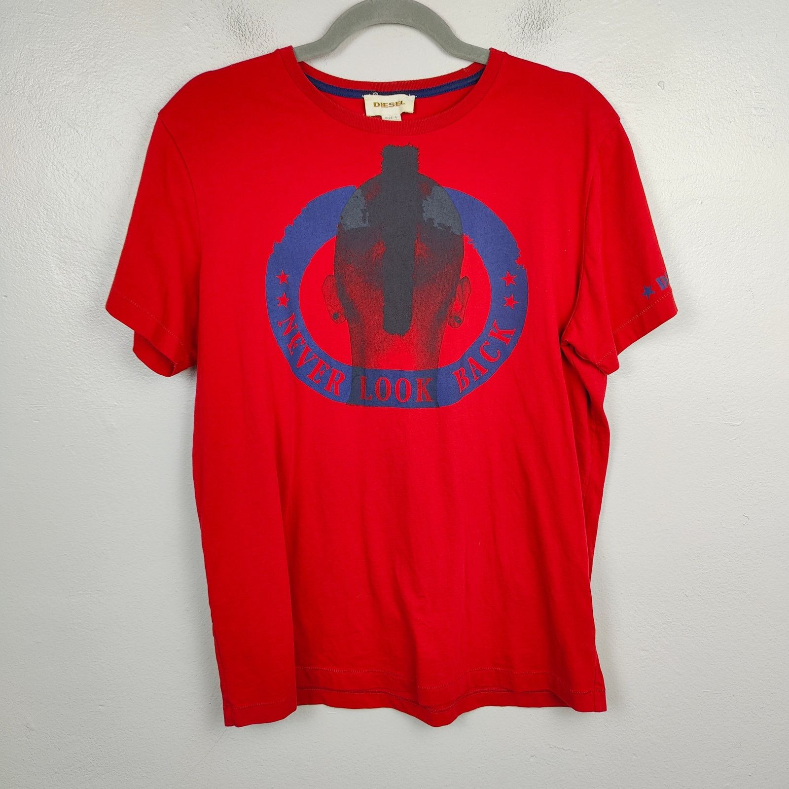 Diesel Diesel Graphic T-Shirt Mens Large Red Never Look Back Mohawk Size US L / EU 52-54 / 3 - 1 Thumbnail