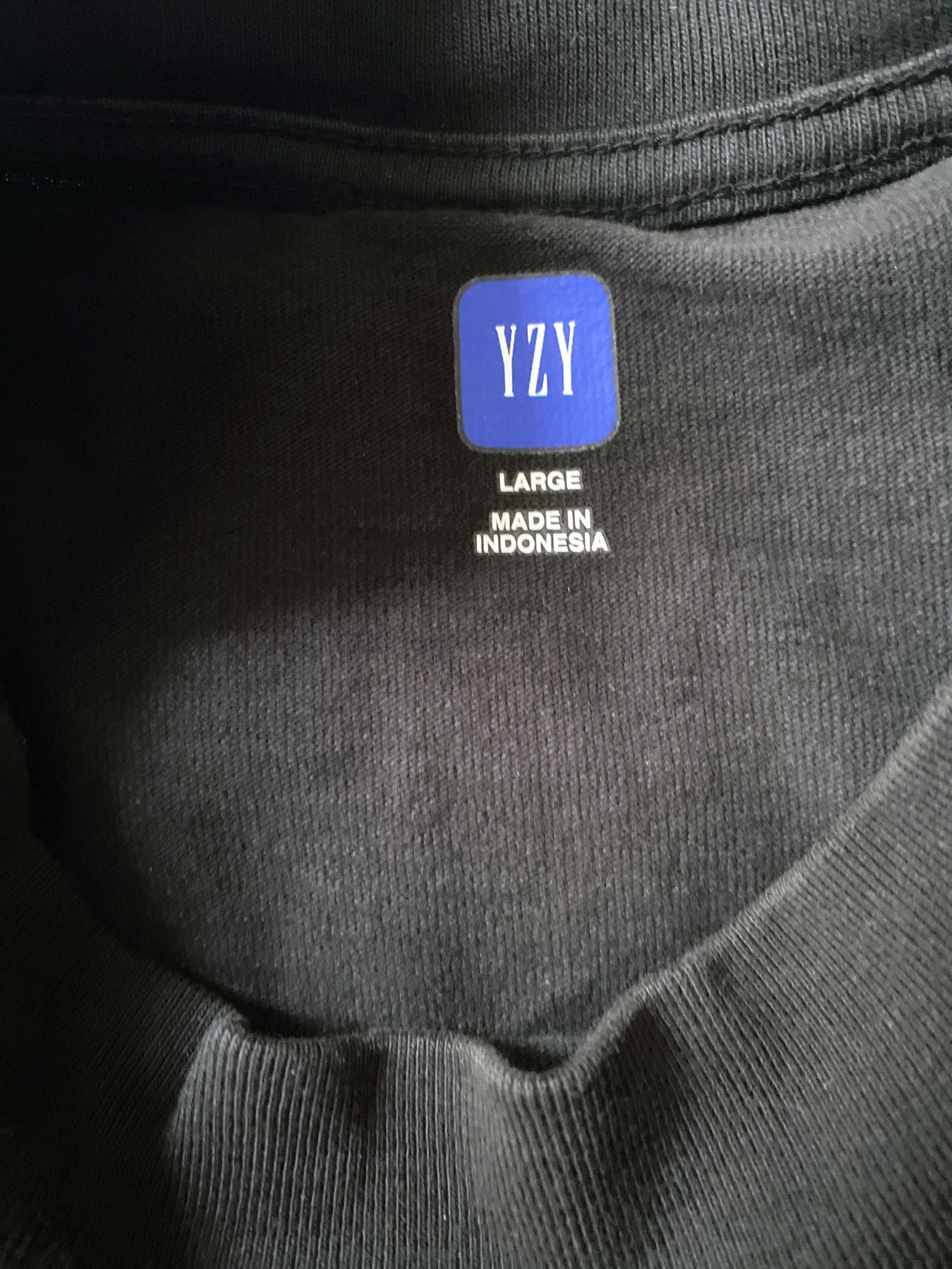 Balenciaga × Gap × Yeezy Yeezy x GAP x Balenciaga Long Sleeve (L) Size US M / EU 48-50 / 2 - 2 Thumbnail
