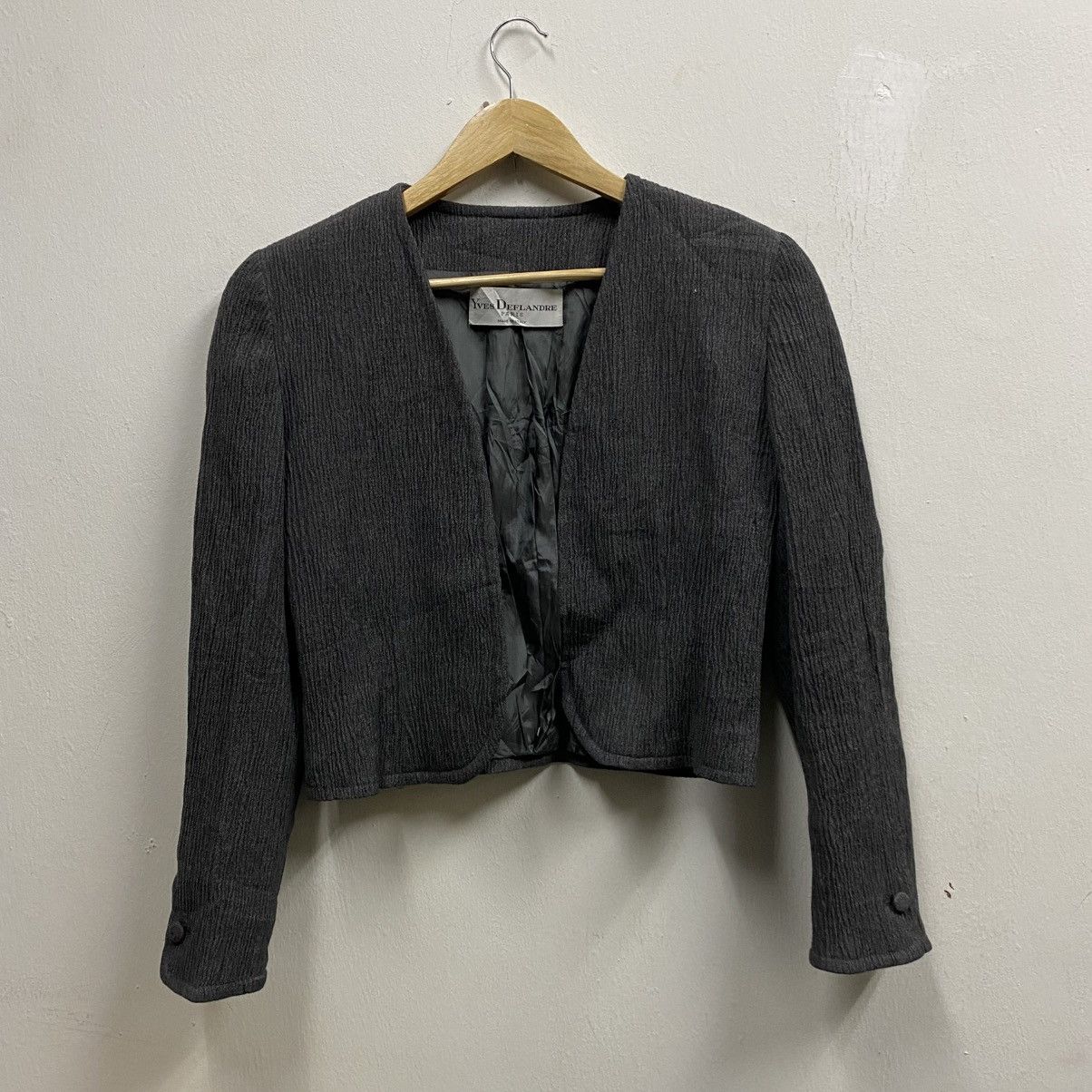 Other Vintage Yves Deflandre Paris Vintage Cropped Blazer Size M / US 6-8 / IT 42-44 - 1 Thumbnail