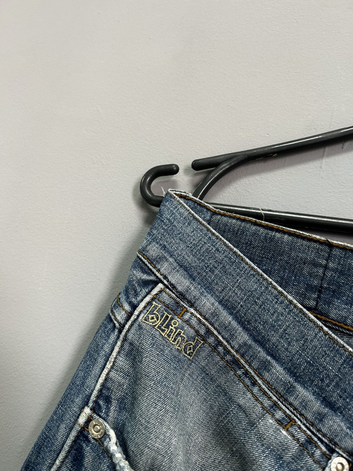 Blind Skateboards Vintage Blind Baggy Jeans Japanese Faded Wide Flared Rare Size US 32 / EU 48 - 6 Thumbnail