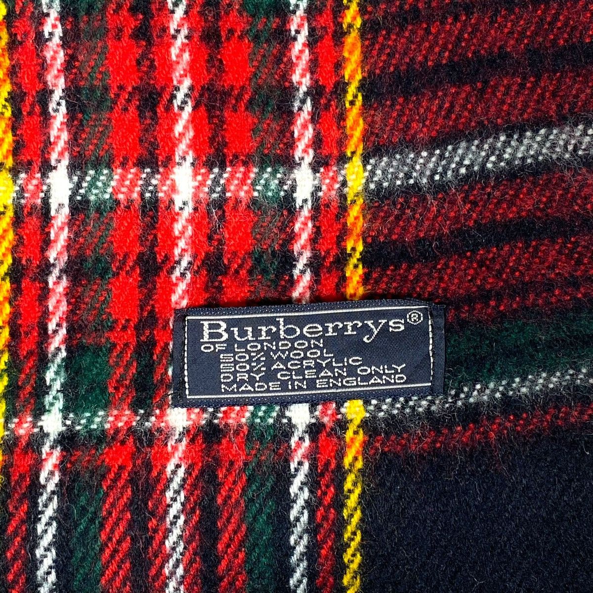 Burberry × Vintage Vintage Burberrys Nova Checked Red Light Scarf Muffler Size ONE SIZE - 2 Thumbnail