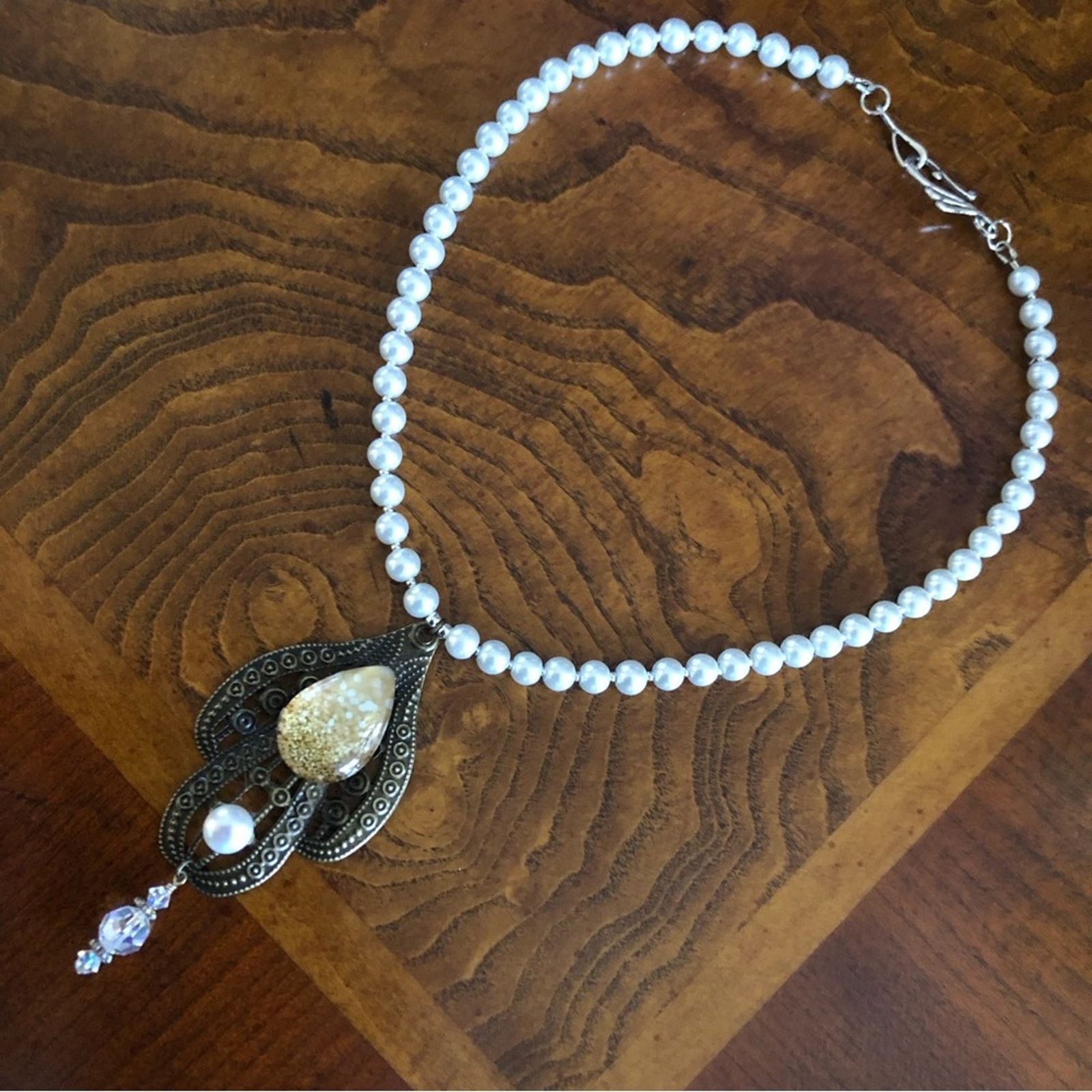Handmade Handcrafted repurpose teardrop pearl crystal Pearl necklace Size ONE SIZE - 8 Thumbnail