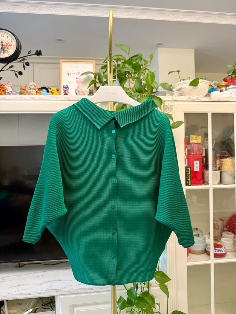 issey miyake size:one size Green magic coat 2506-Nextarrow