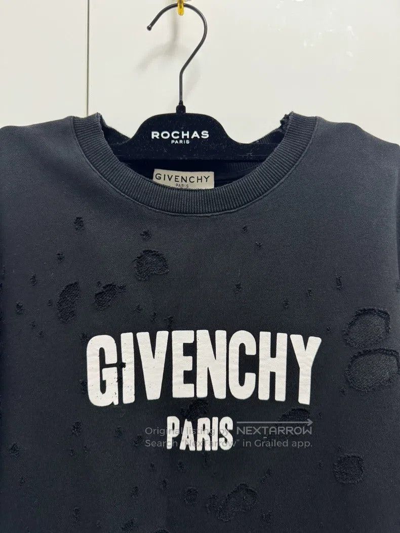 Givenchy Givenchy Black Hole Sweatshirt (Front Big Letter LO) Size US XXS / EU 40 - 3 Thumbnail