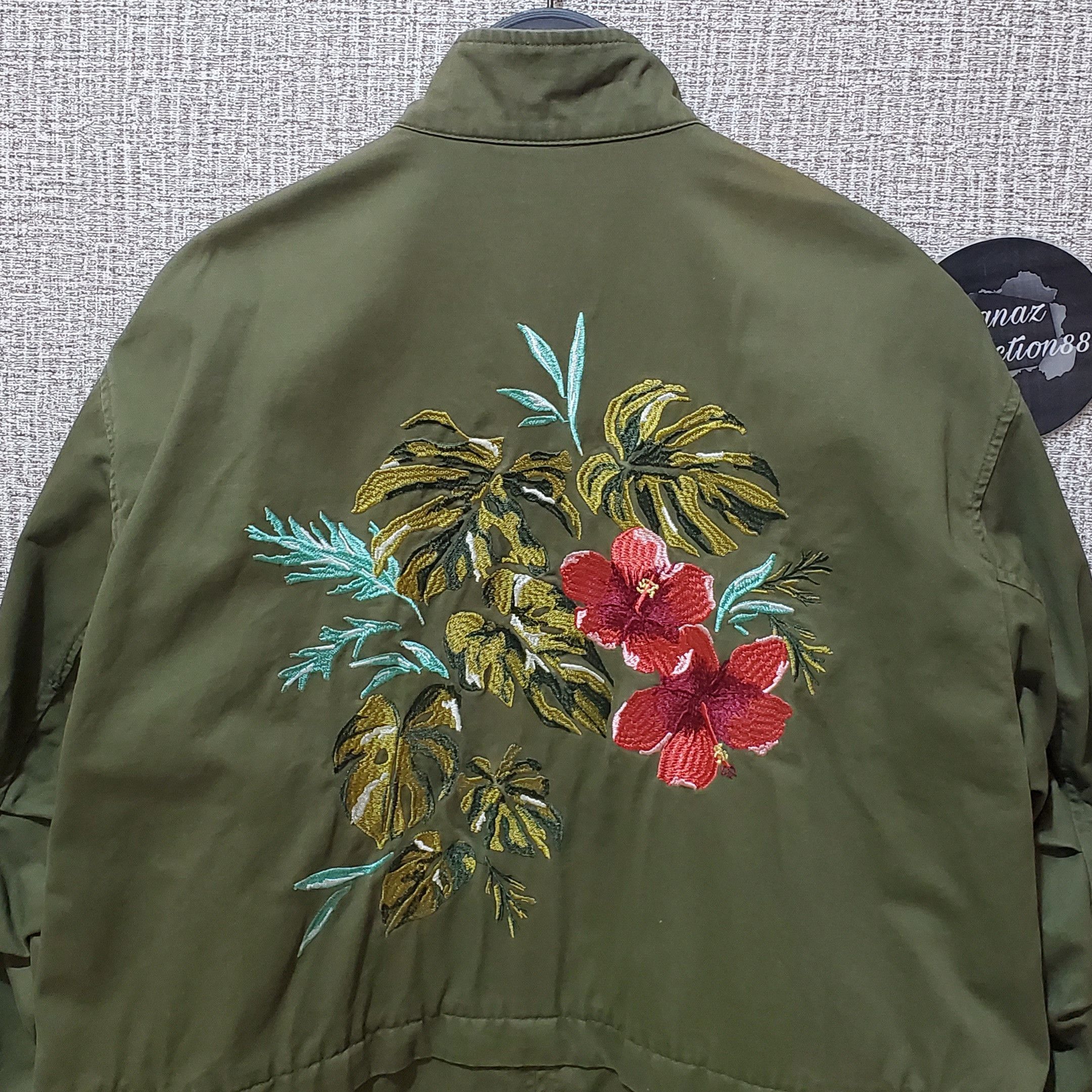 Zara Vintage ZARA BASIC Outer wear Flower Embroidered Mod Coat Size M / US 6-8 / IT 42-44 - 3 Thumbnail