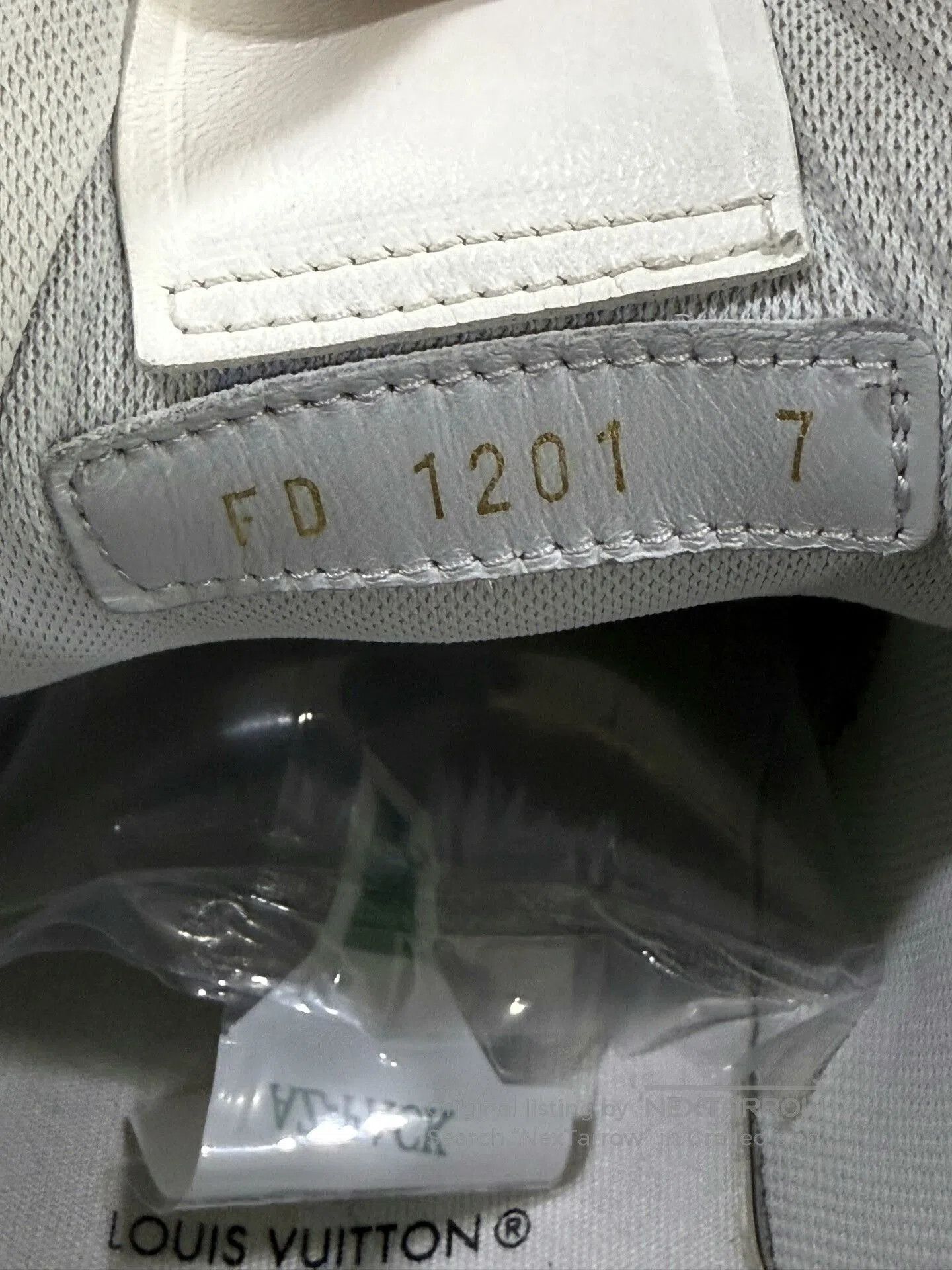 Louis Vuitton Louis Vuitton LV Trainer White Cement. Size US 8 / EU 41 - 5 Thumbnail