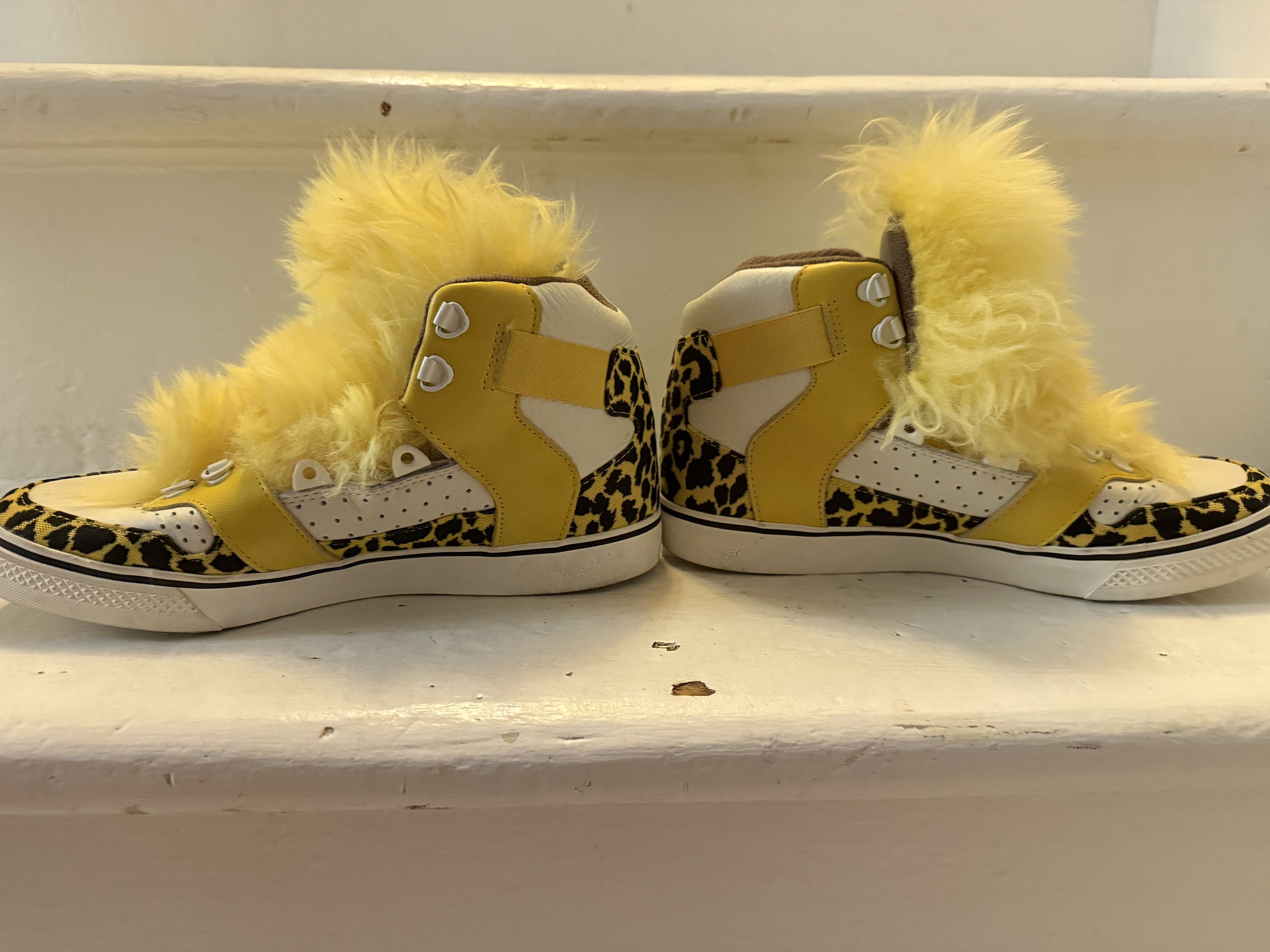 Adidas × Jeremy Scott Adidas Jeremy Scott “Bones” Size US 7.5 / EU 40-41 - 2 Thumbnail