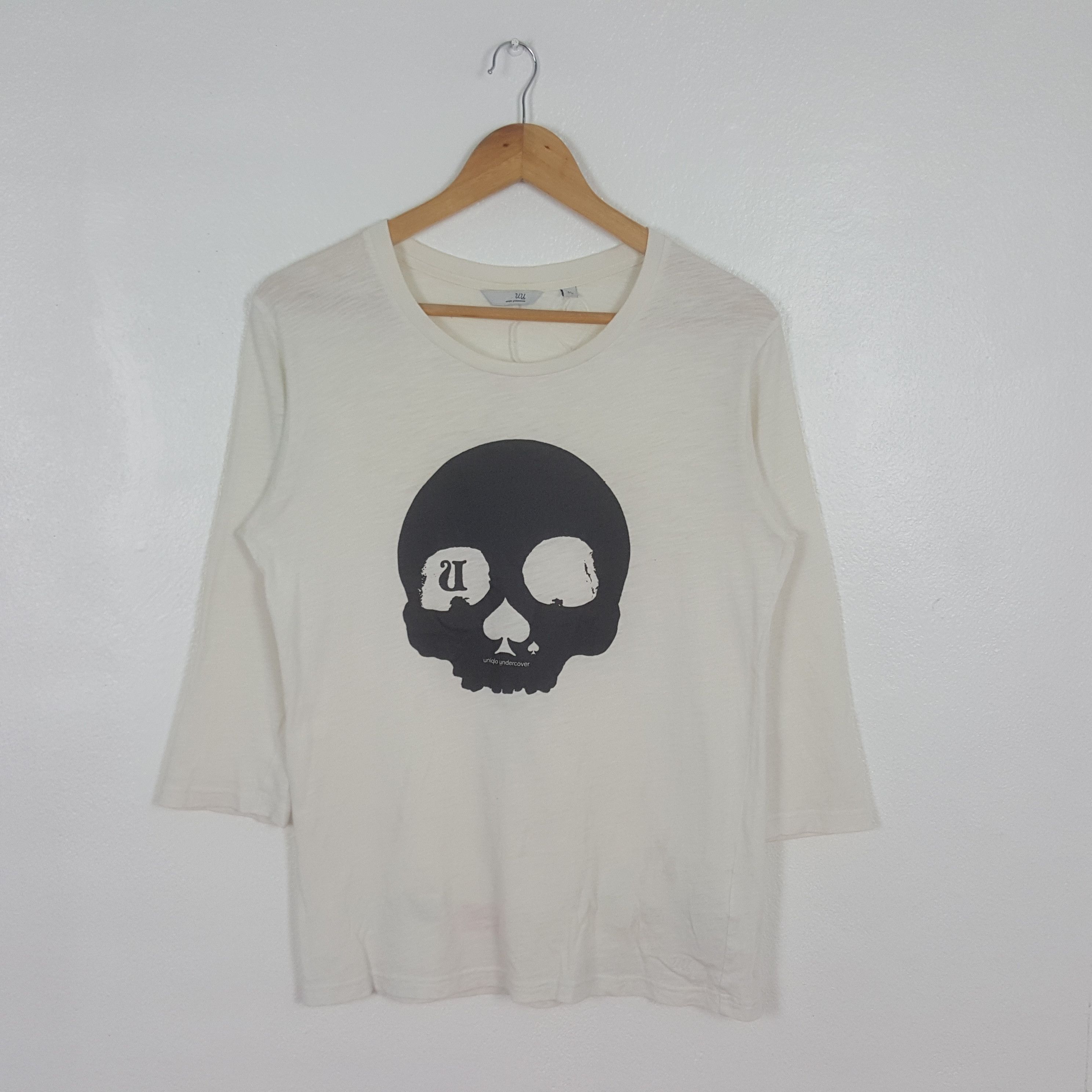 Vintage Uniqlo Undercover Japanese Brand Tshirt C312N41