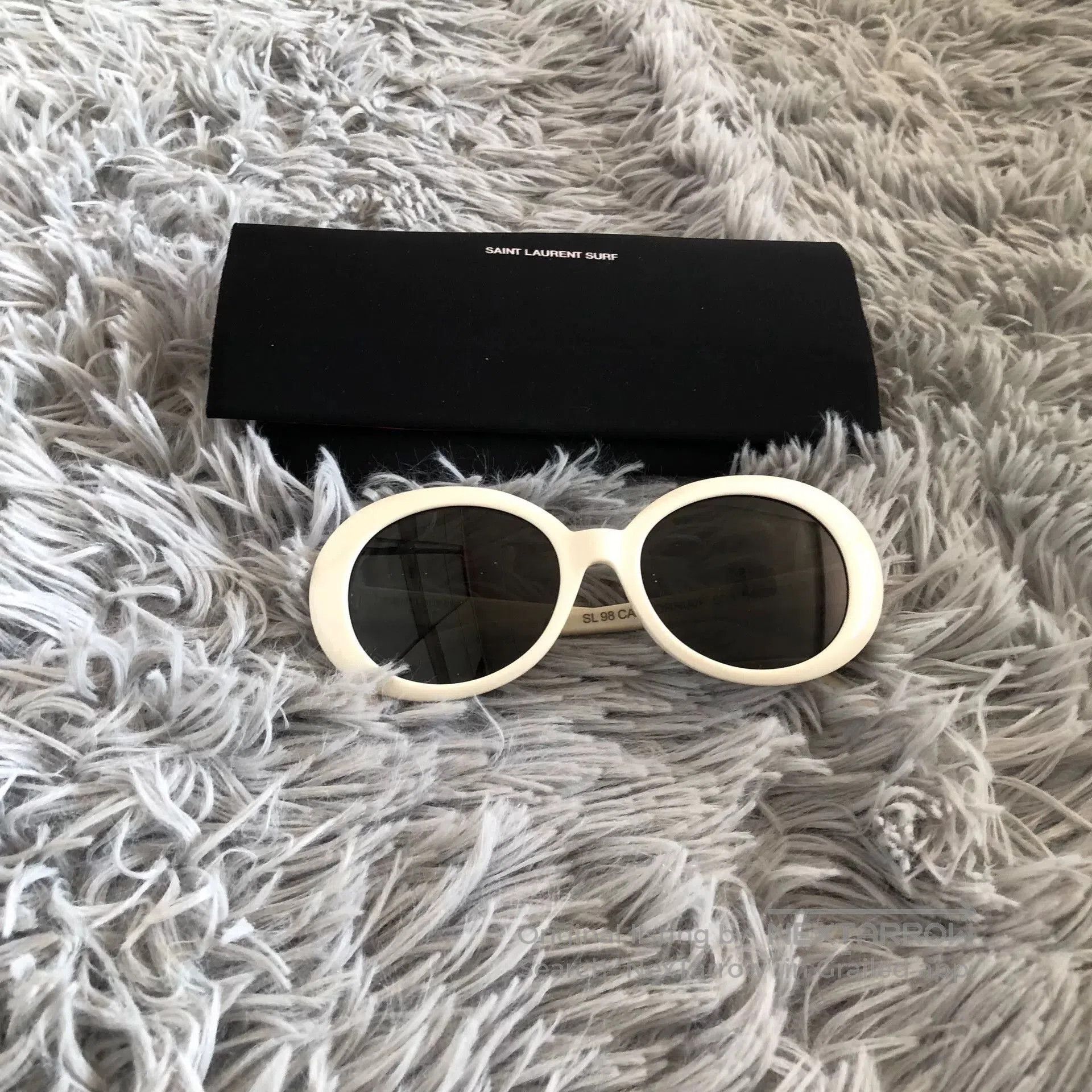 Saint Laurent Paris Saint Laurent SL98 16SS Ivory Sunglasses. Size ONE SIZE - 1 Thumbnail
