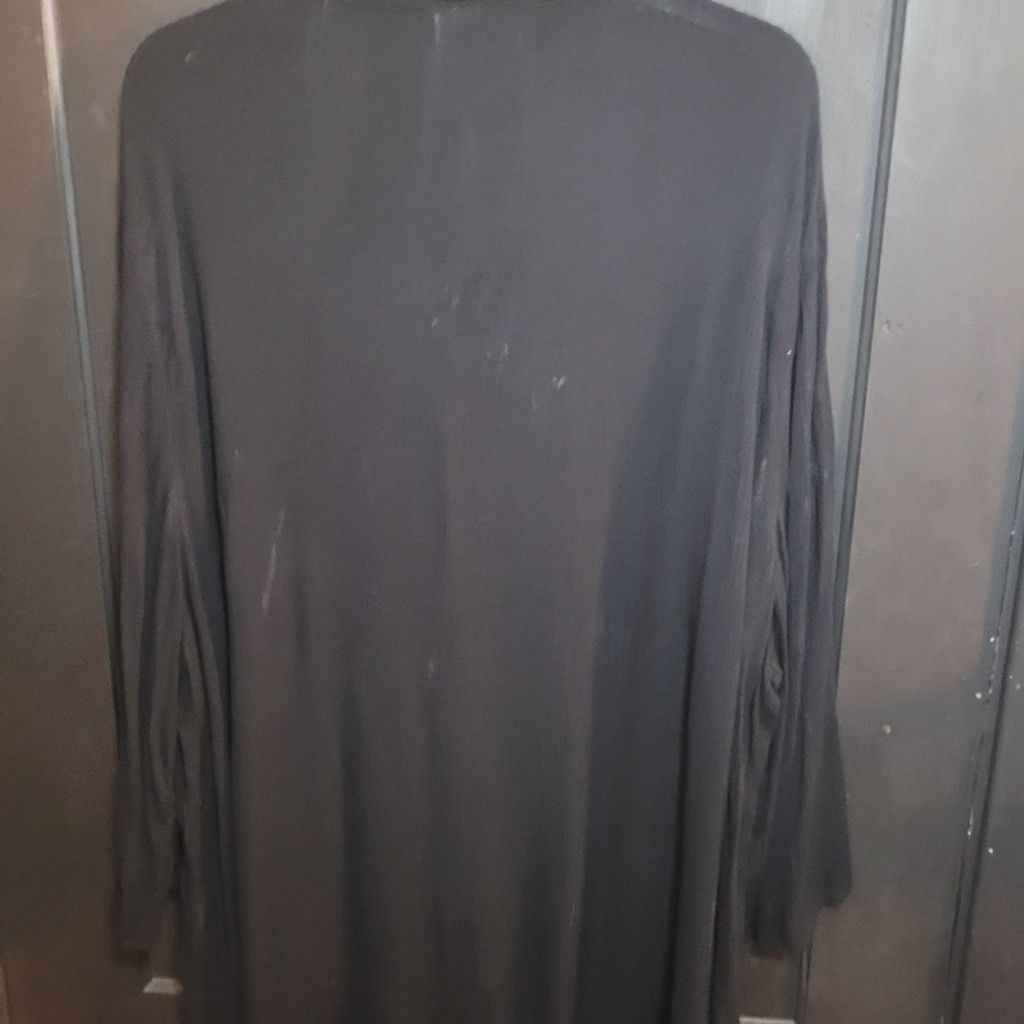 Common Projects Woman Within, shirt, 3/4roll up sleeves, black, EUC,3x Size 3XL / US 20-22 - 7 Thumbnail