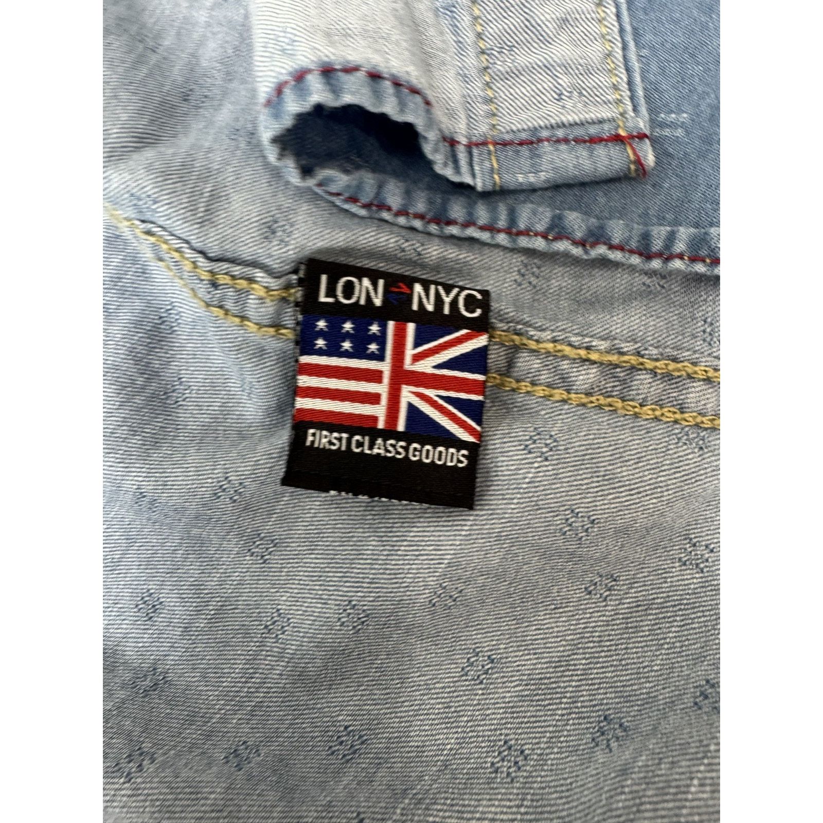 Other Vintage Y2K Across Pond Shirt British USA Flag Detail Med Size US M / EU 48-50 / 2 - 3 Thumbnail