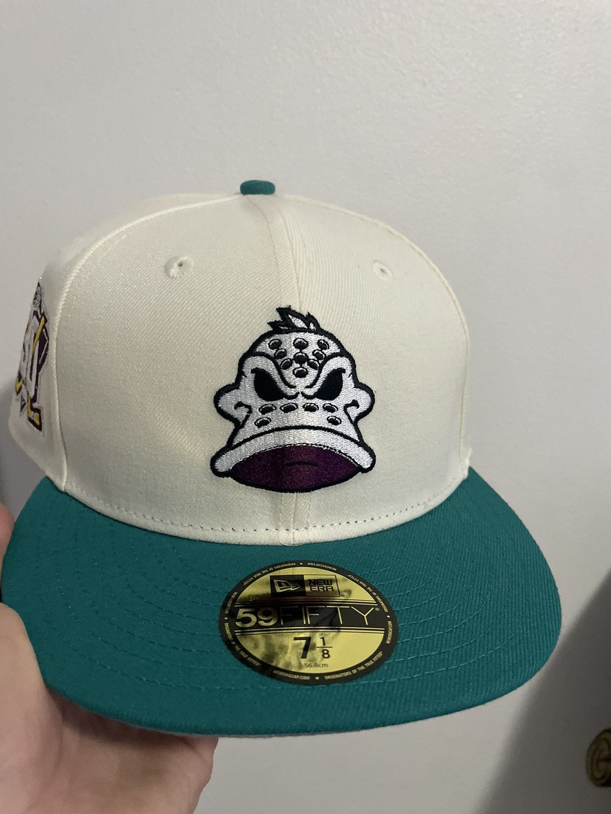 NHL Hat Club New Era Anaheim Ducks 30thAnniversary Patch 7 1/8 Size ONE SIZE - 1 Thumbnail
