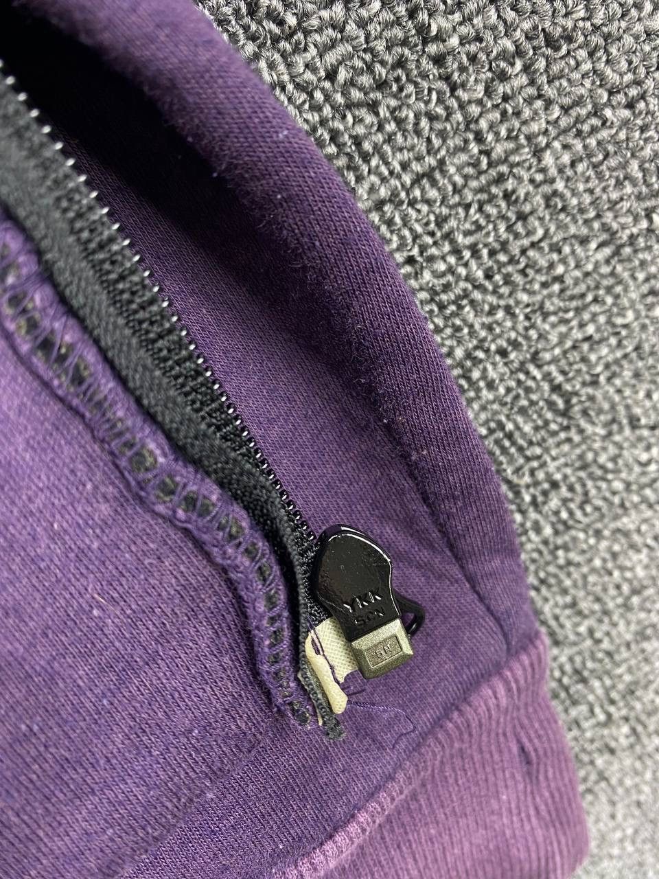 Carhartt Vintage Carhartt Purple Zip Up Hoodie Jacket Size L / US 10 / IT 46 - 13 Thumbnail