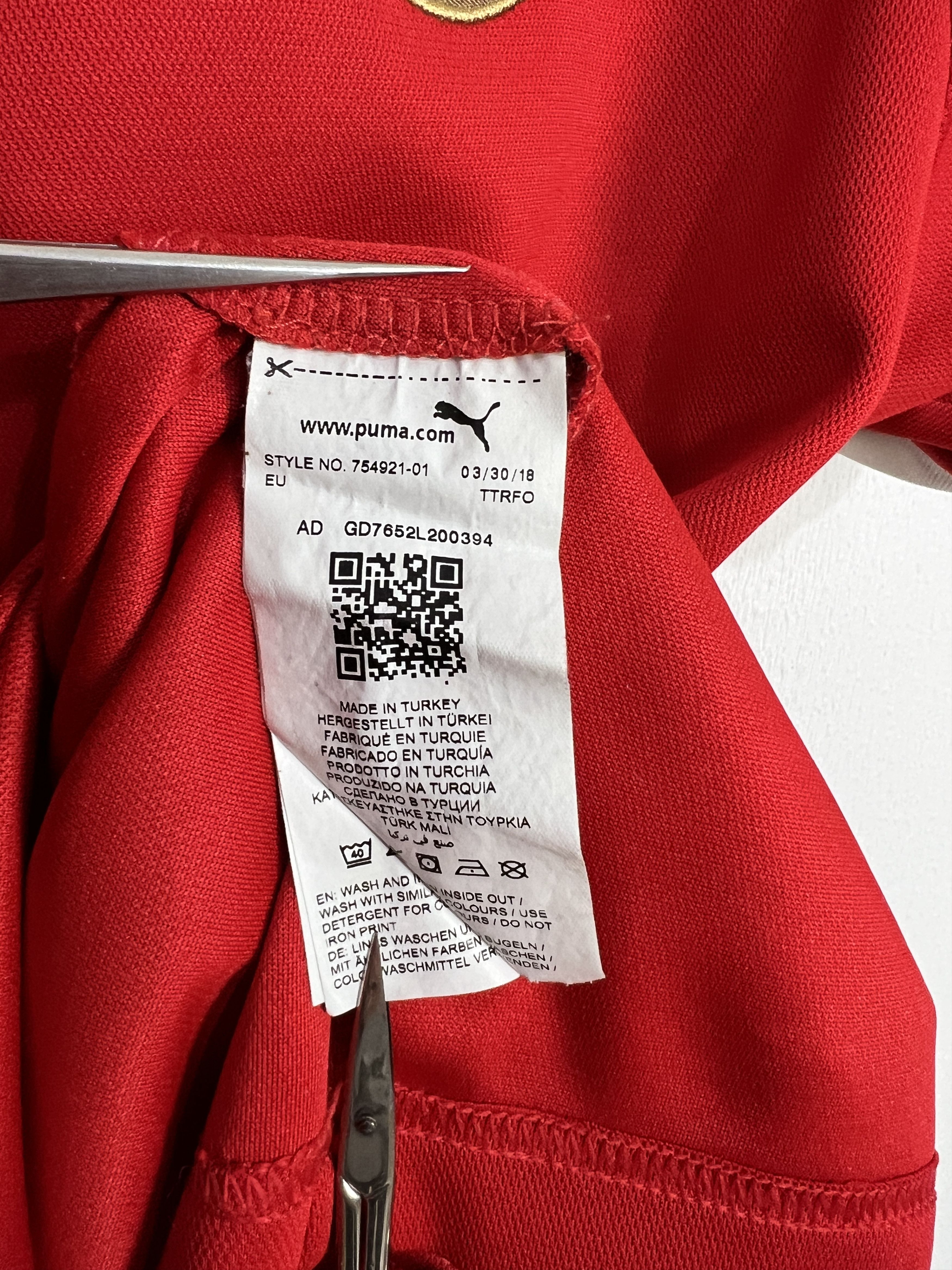 Puma Serbia Home football shirt Soccer Jersey National Trikot Size US M / EU 48-50 / 2 - 7 Thumbnail