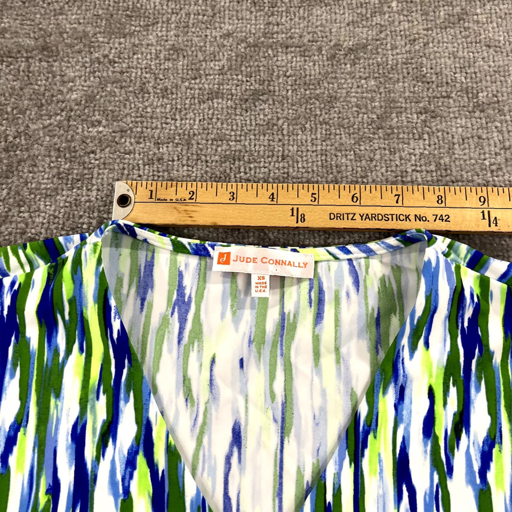 Vintage JUDE CONNALLY Womens XS Daniella Top Stretch Abstract Art V-Neck Shirt Size XS / US 0-2 / IT 36-38 - 5 Thumbnail
