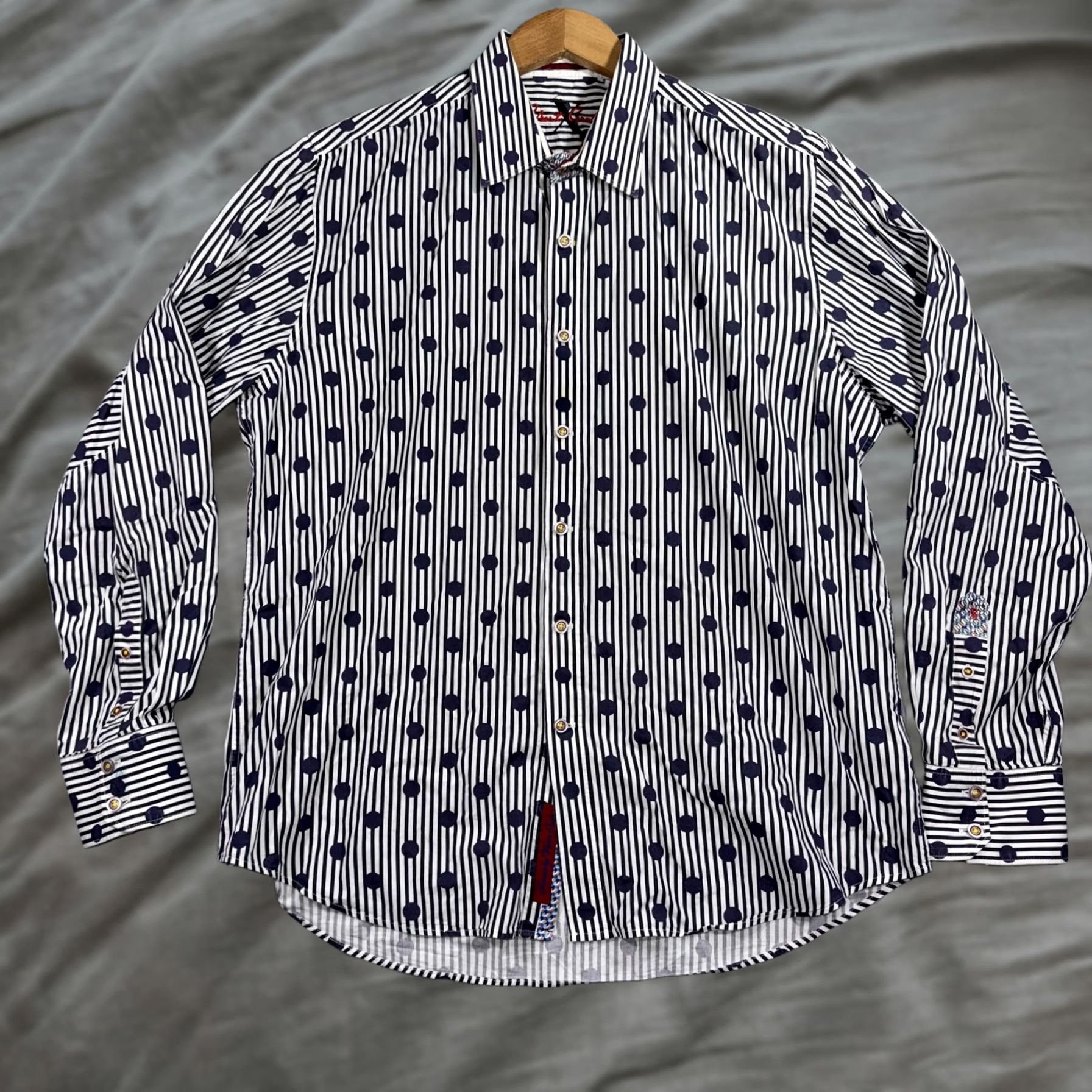 Robert Graham VINTAGE? No. (Oops) Size 46R - 1 Thumbnail