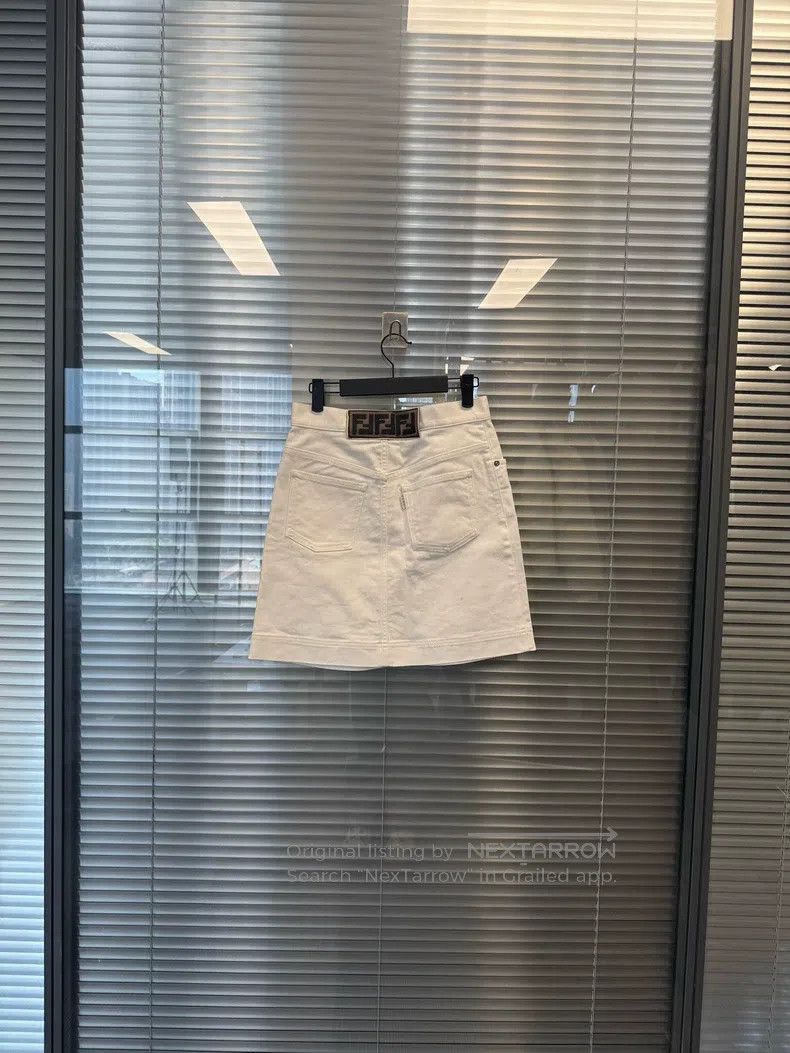Fendi Fendi White A-Line High Waist Skirt Size 26" / US 2 / IT 38 - 2 Thumbnail