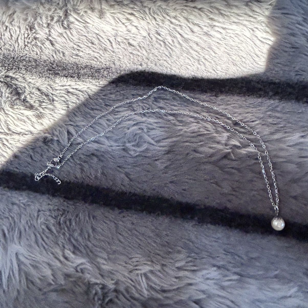 Handmade Handcrafted elegant bead capped vintage glass pearl necklace Size ONE SIZE - 8 Thumbnail