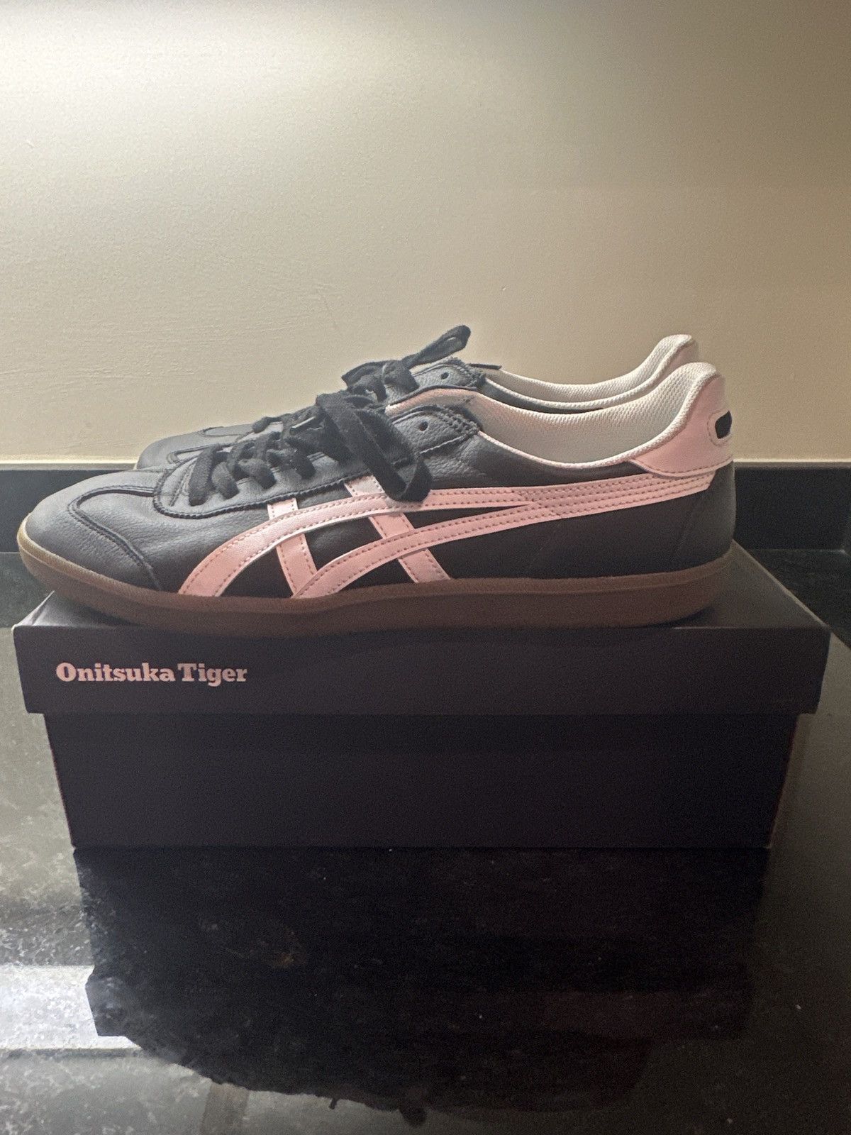 Onitsuka Tiger Onisuka Tiger Tokuten Black White Gum Size US 11.5 / EU 44-45 - 2 Thumbnail