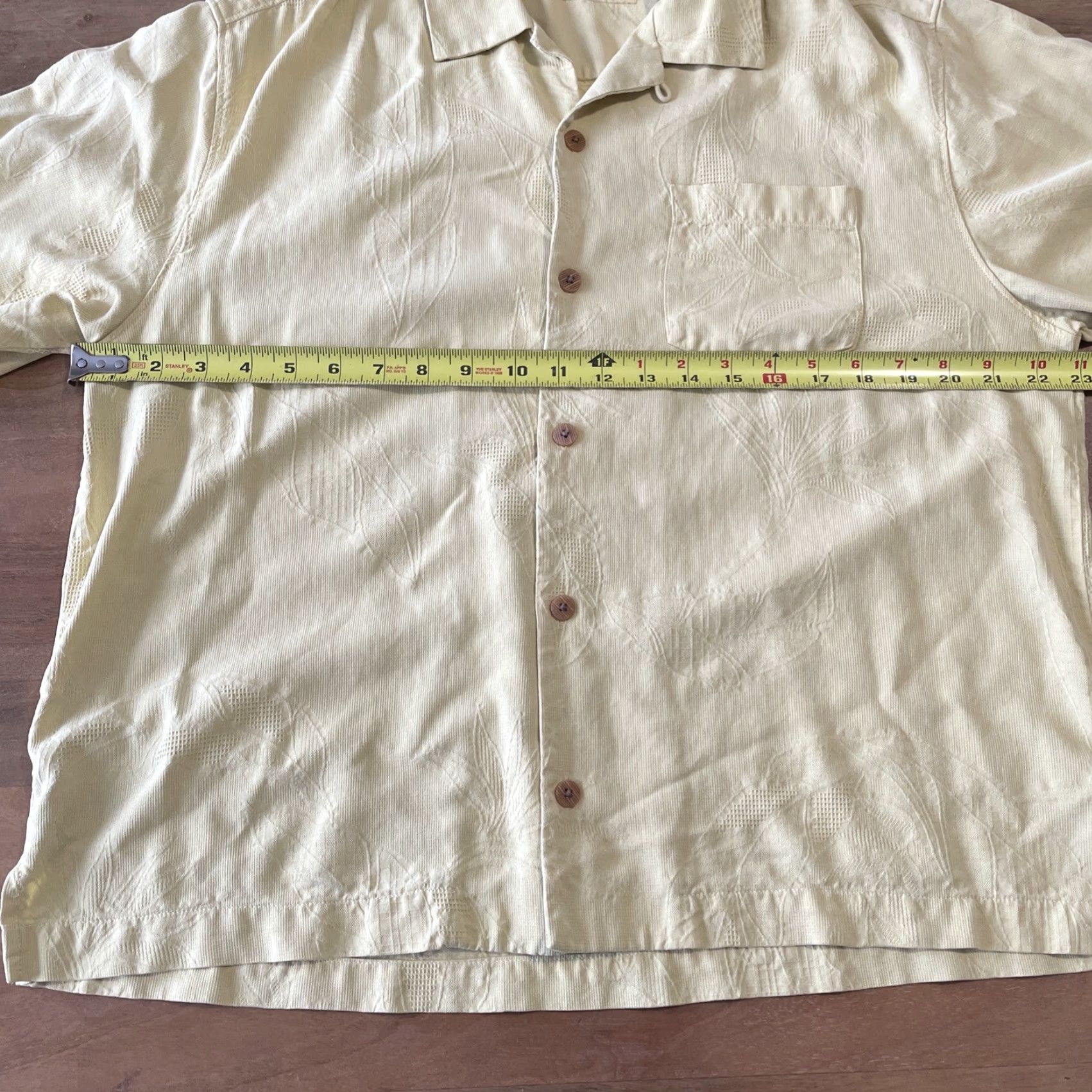 Tommy Bahama Tommy Bahama Shirt Mens M Yellow 100% Silk Short Sleeve Camp Button-Up Collared Beach Tropical 90s? Size US M / EU 48-50 / 2 - 7 Thumbnail