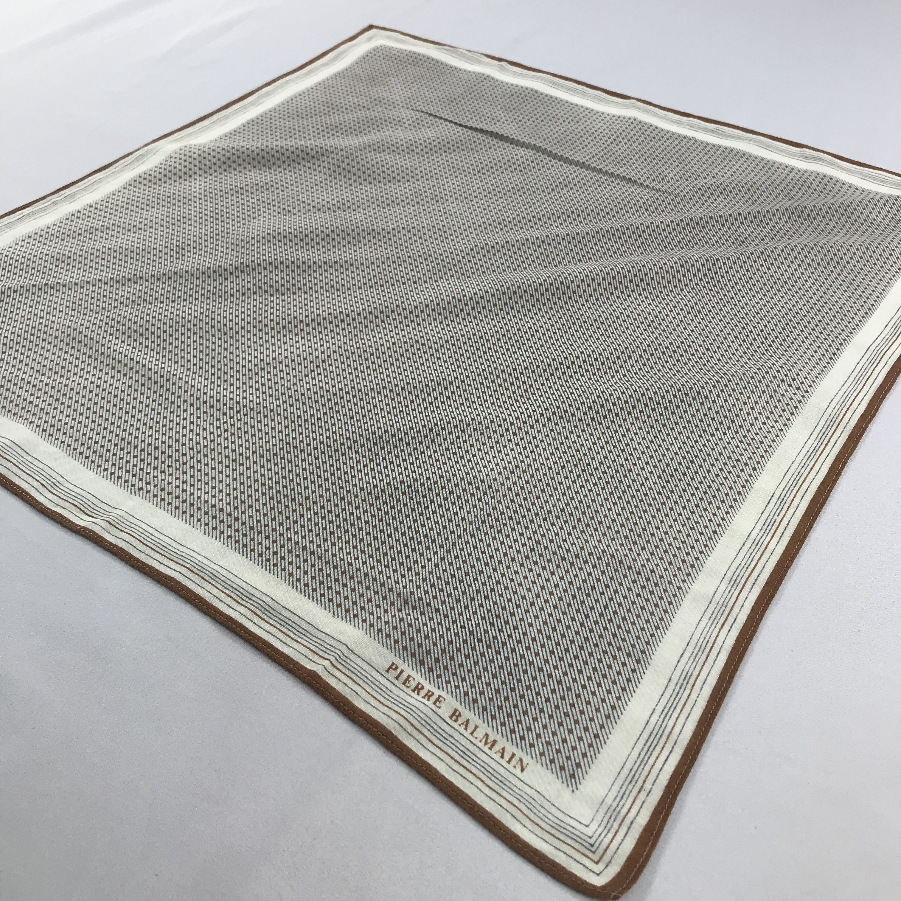Pierre Balmain × Vintage Pierre Balmain Bandana / Handkerchief / Neckerchief - S2149 Size ONE SIZE - 1 Thumbnail