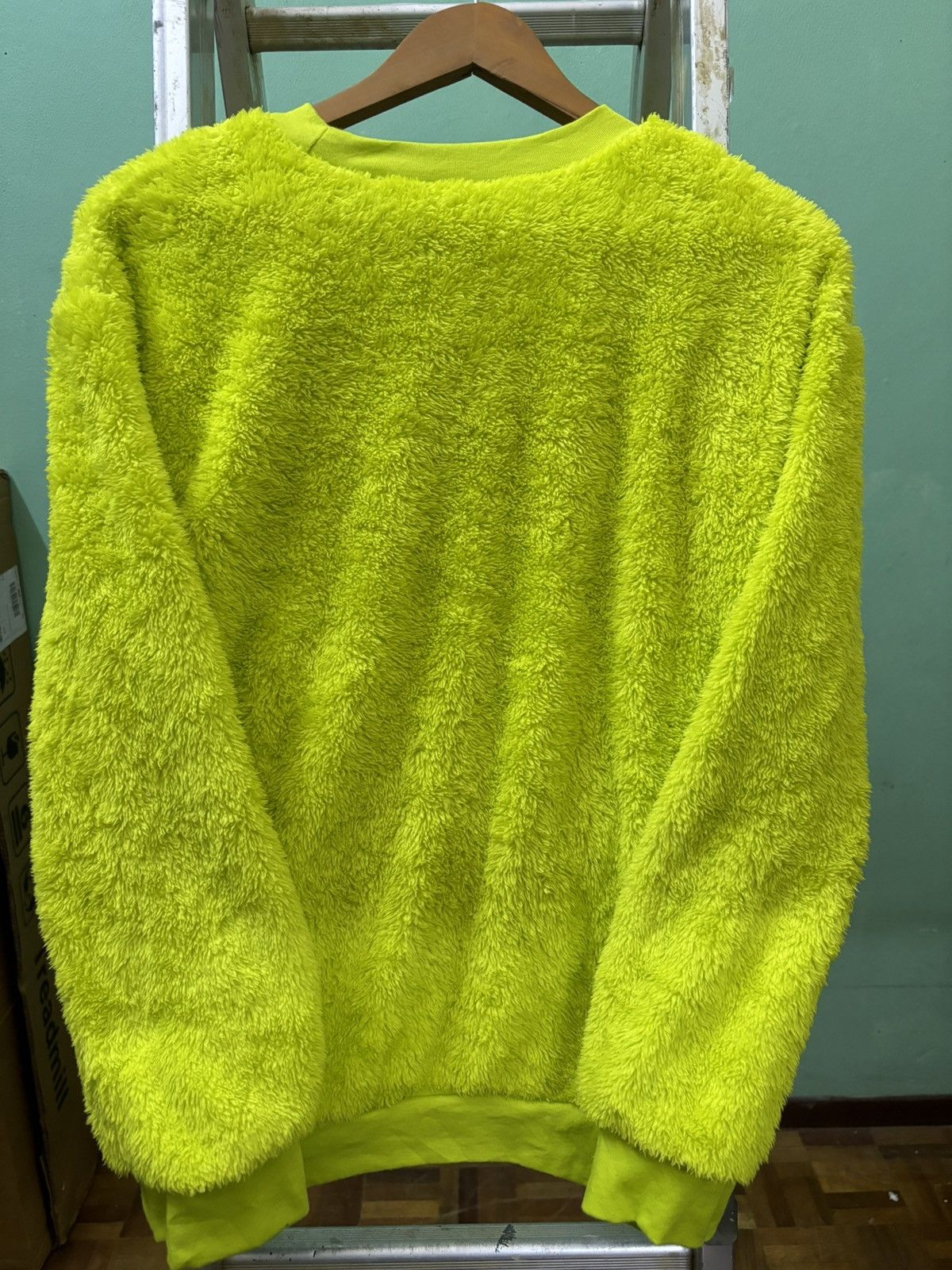 Vintage The Grinch Big Print Fleece Sweatshirt (Size L) Size US L / EU 52-54 / 3 - 7 Thumbnail