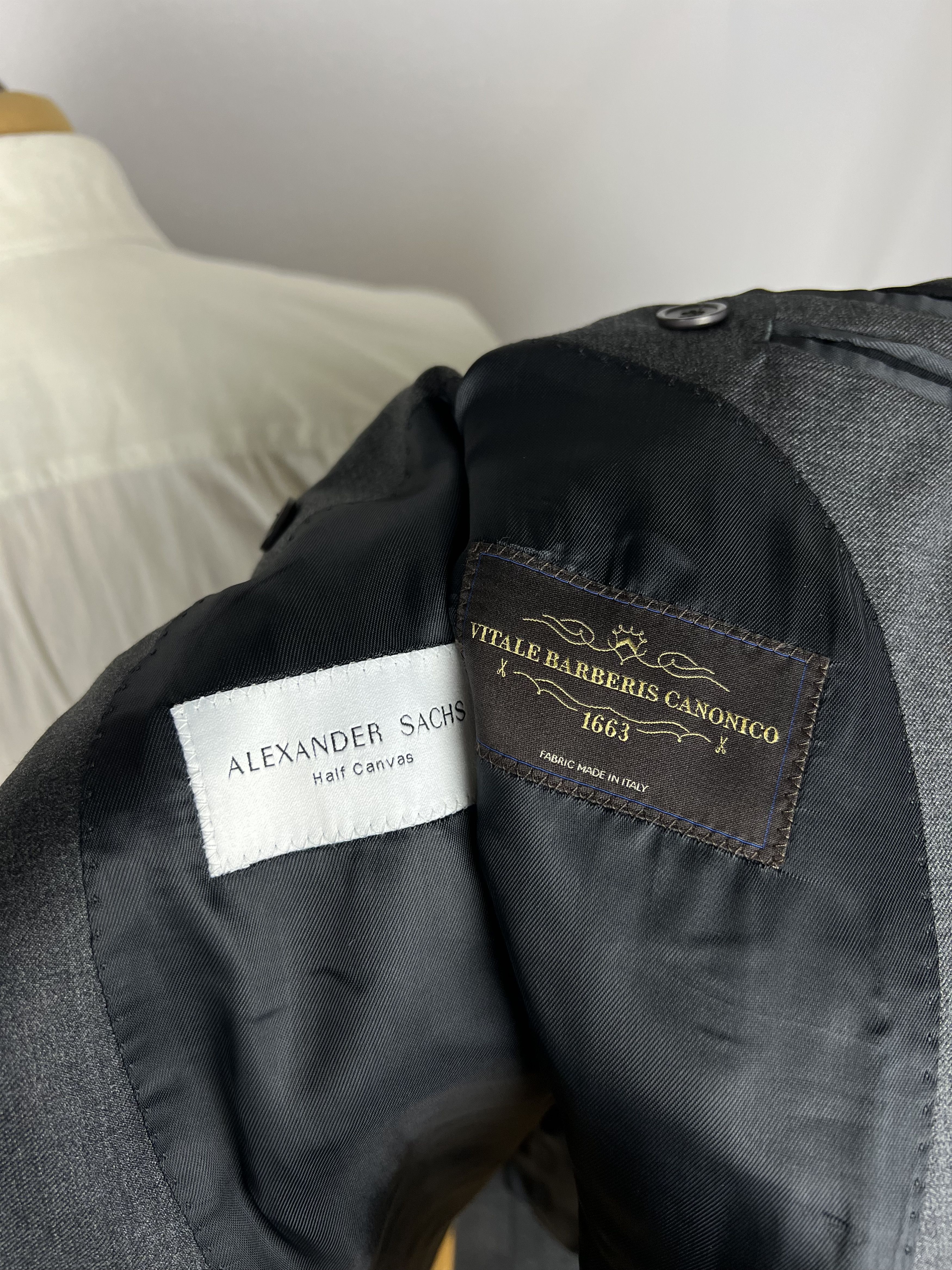 Vitale Barberis Canonico ALEXANDER SACHS 100% Wool Solid 2 Piece Suit Size 42R - 12 Thumbnail
