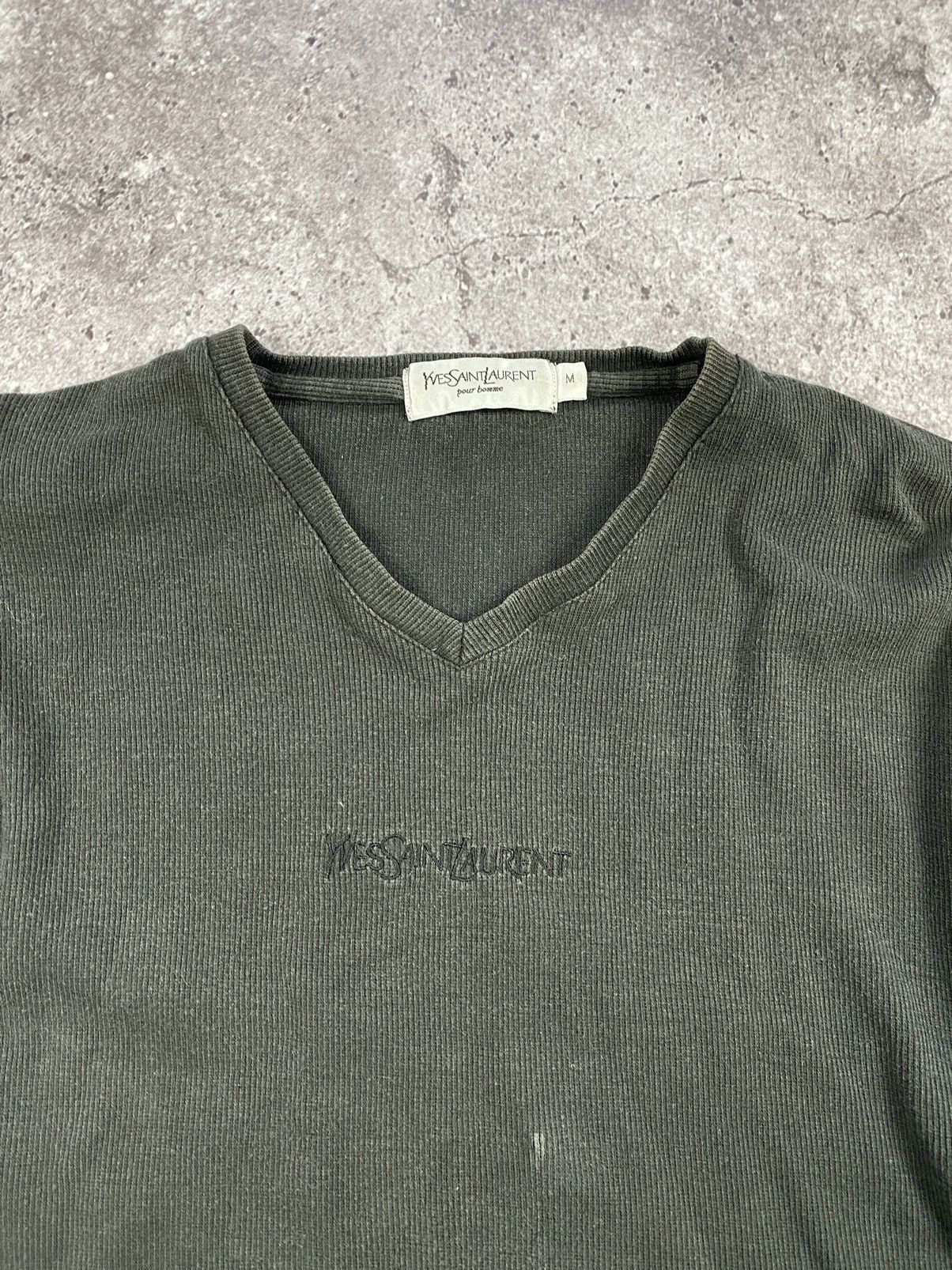 Vintage × Yves Saint Laurent Vintage Yves Saint Lauren centre logo V Neck YSL Faded Long Size US M / EU 48-50 / 2 - 2 Thumbnail
