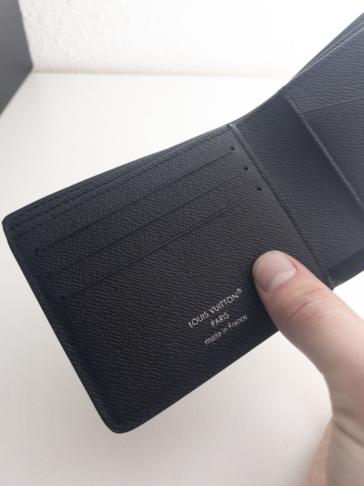 Louis Vuitton Louis Vuitton Monogram Leather Eclipse Bi-Fold Wallet Size ONE SIZE - 8 Thumbnail