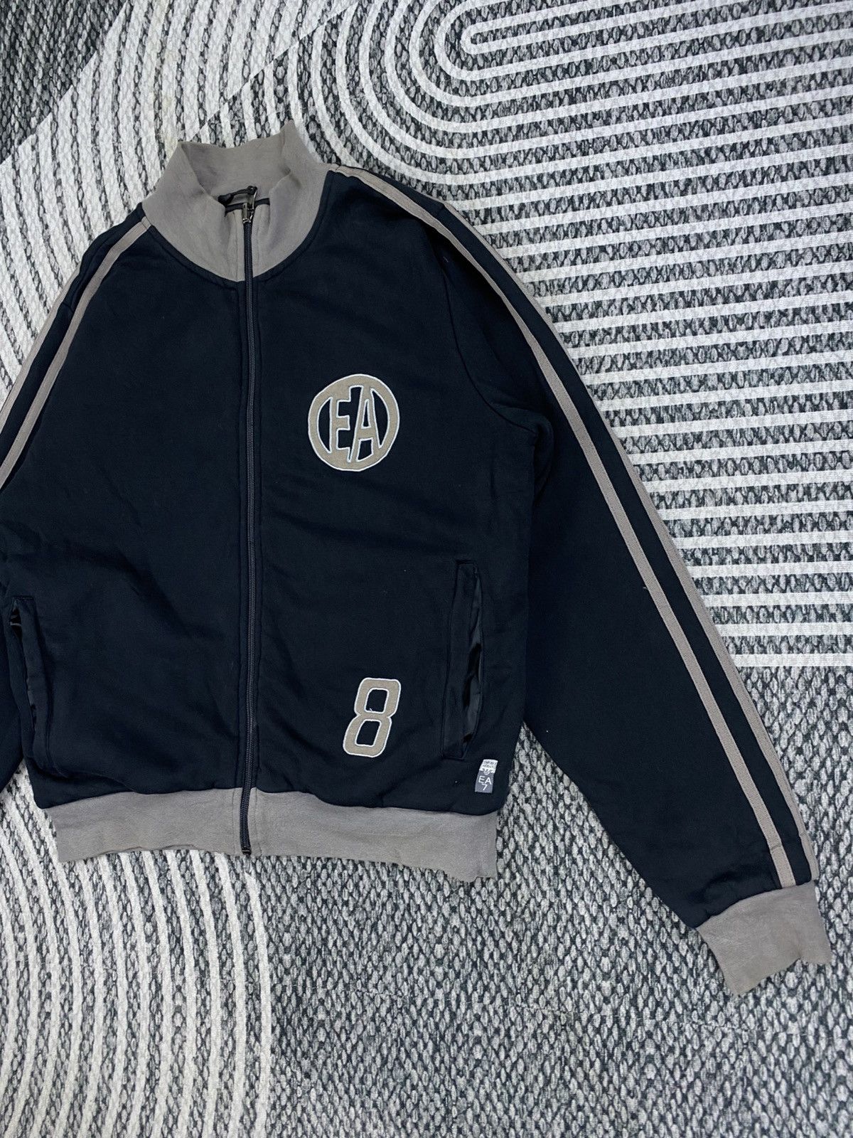 Emporio Armani 🔥Emporio Armani EA7 Big Logo Spellout Reversible Jacket Size US L / EU 52-54 / 3 - 7 Thumbnail