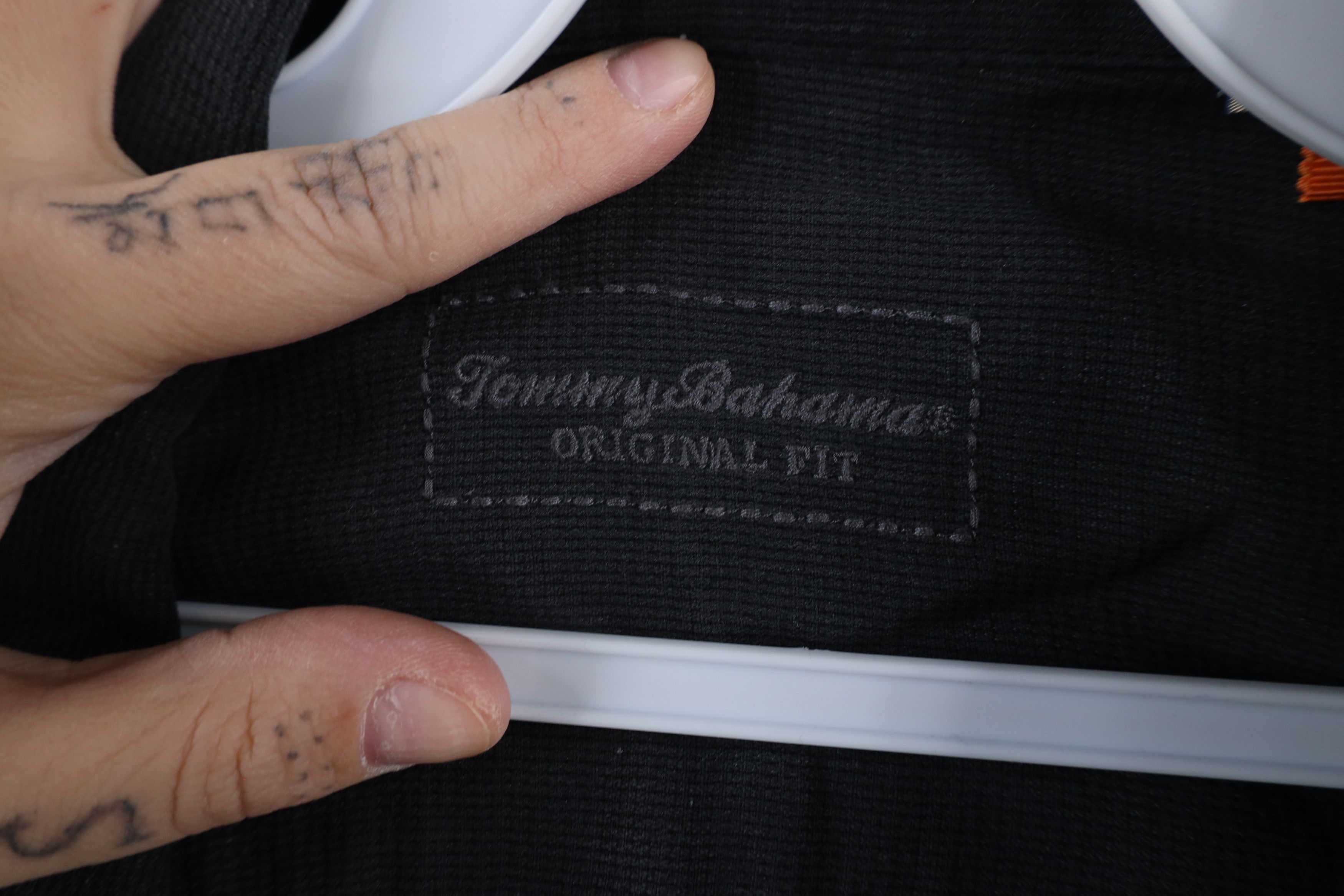 Tommy Bahama × Vintage Vintage Tommy Bahama Silk Blend Looped Collar Button Shirt Size US L / EU 52-54 / 3 - 9 Thumbnail