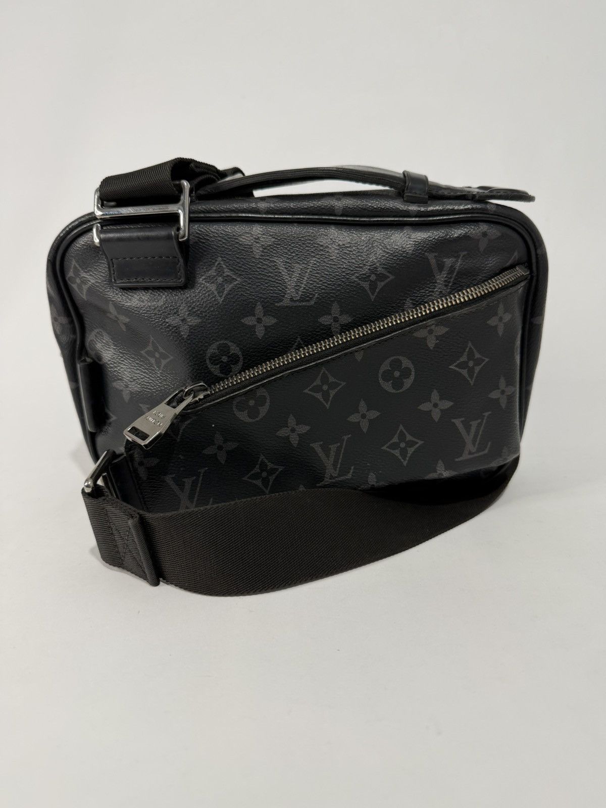 Louis Vuitton LOUIS VUITTON Monogram Eclipse Explorer Bumbag Size ONE SIZE - 3 Thumbnail