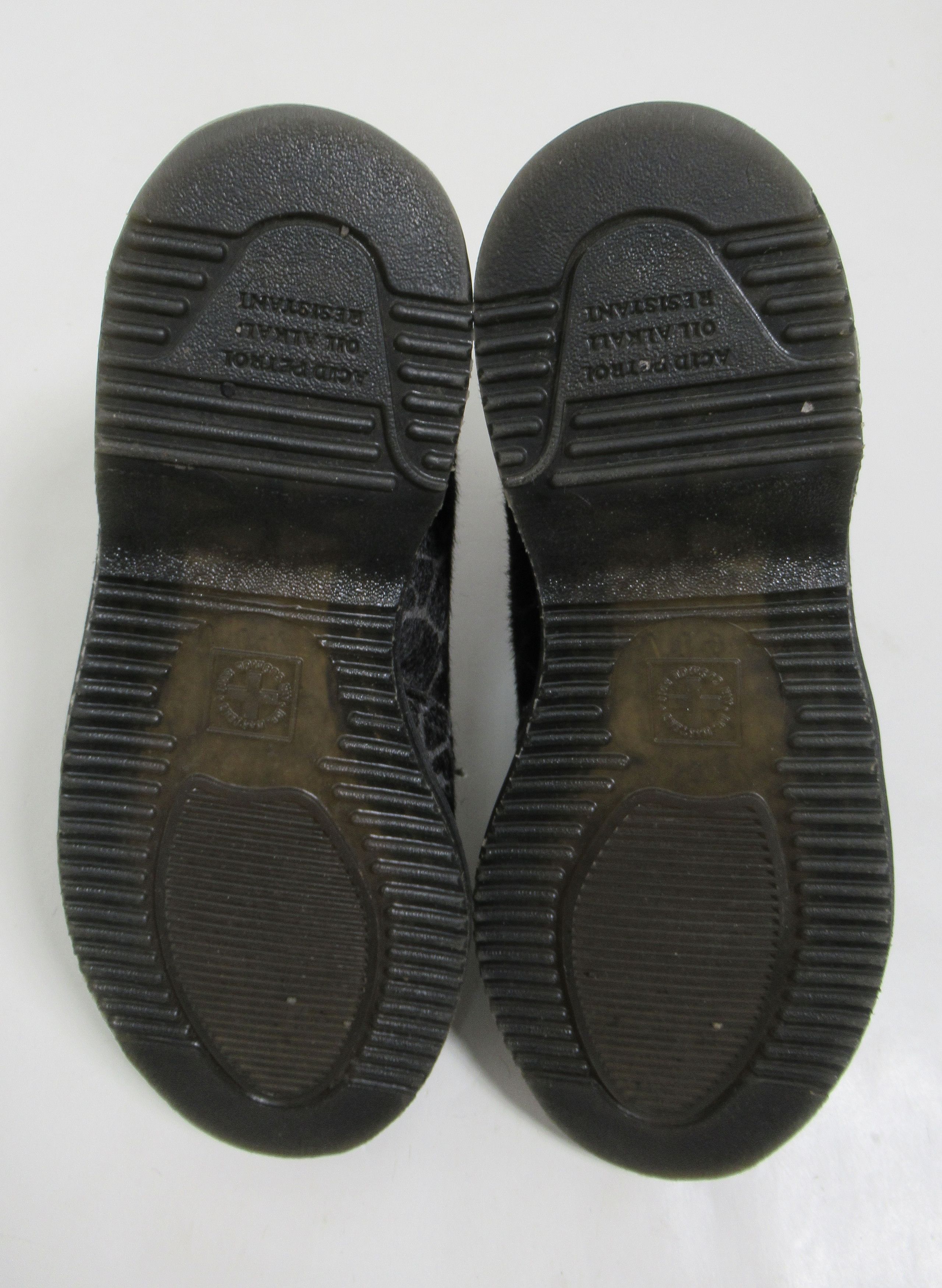 Dr. Martens Dr. Martens Flora Animal Print Chelsea Boots Black Grey Size US 6 / IT 36 - 8 Thumbnail