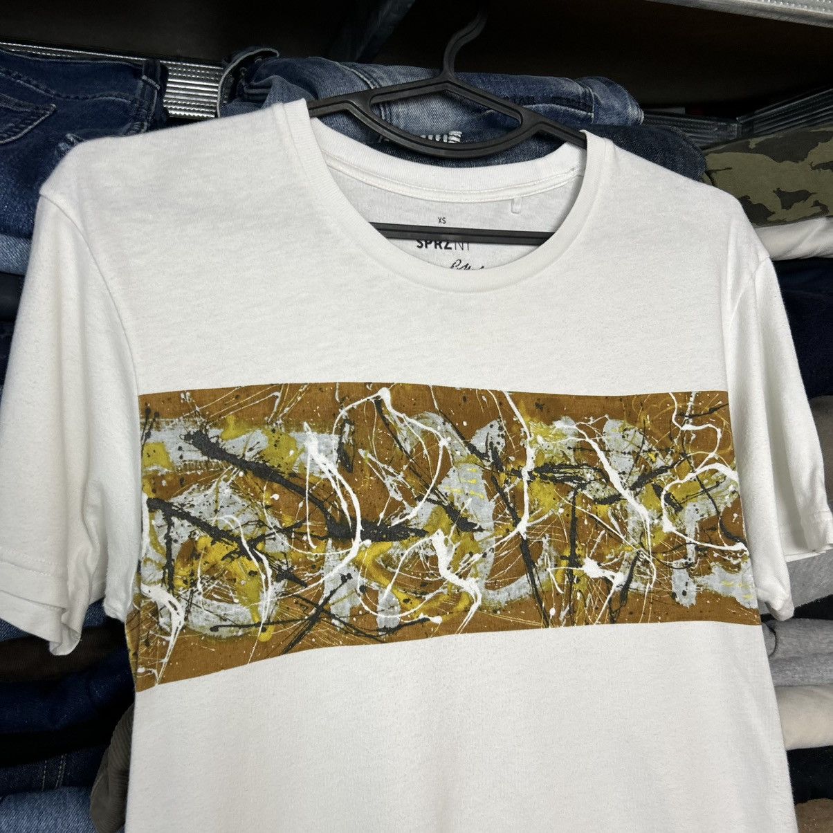 Uniqlo Designer Uniqlo Big Graphic logo Art streetwear tee Size US XS / EU 42 / 0 - 2 Thumbnail