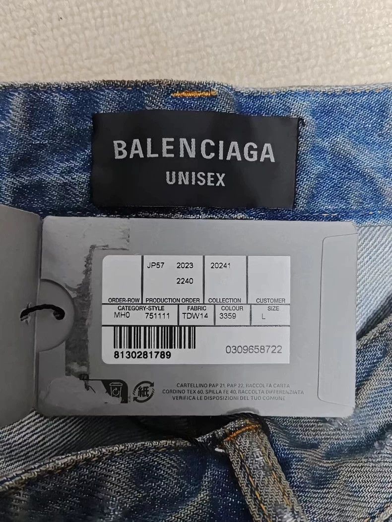 Balenciaga Balenciaga Baggy Denim Jeans with Distressed Details-2507 Size US 34 / EU 50 - 3 Thumbnail