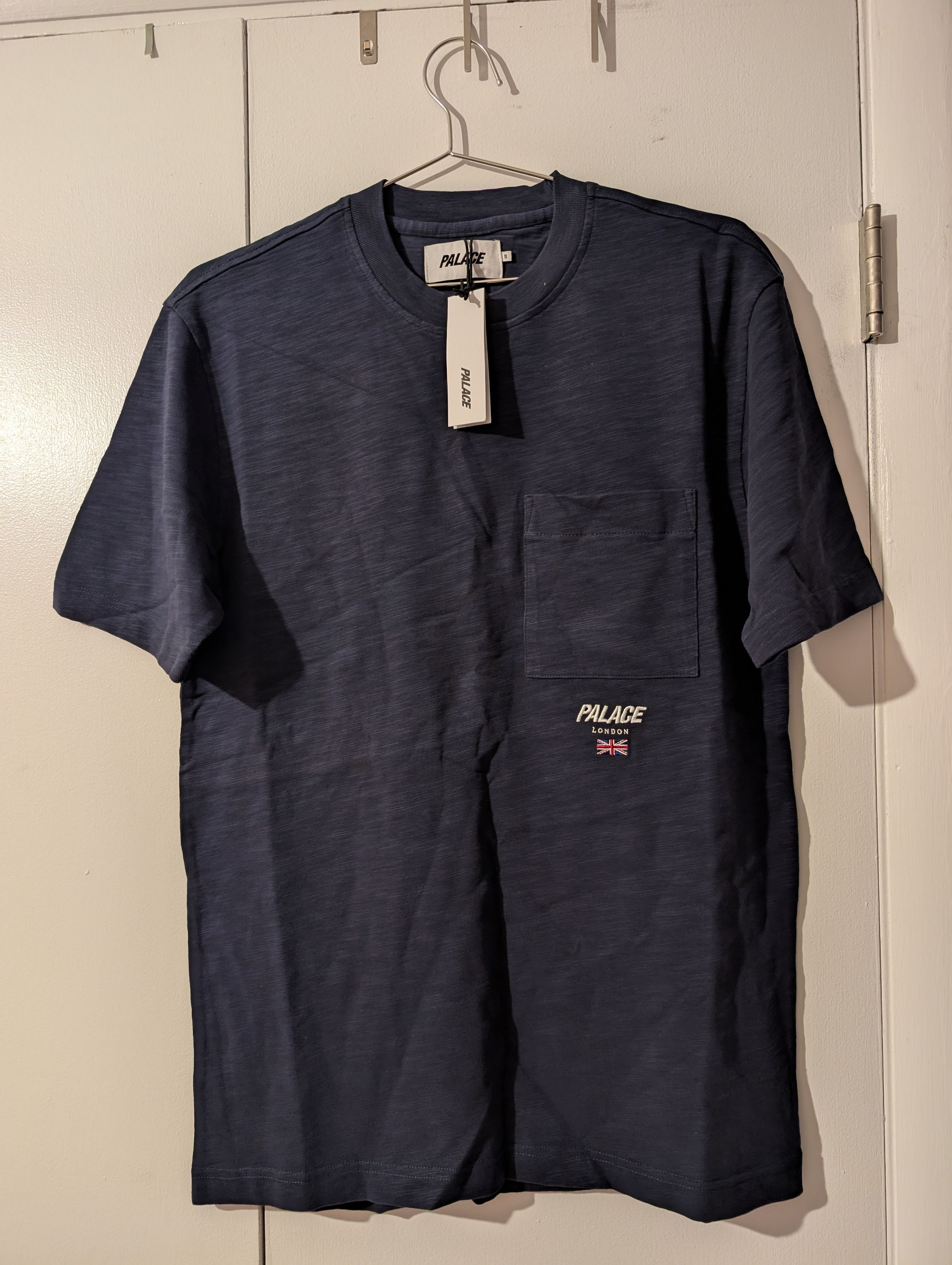 Palace Palace London Heavy pocket Tee Size US S / EU 44-46 / 1 - 1 Thumbnail