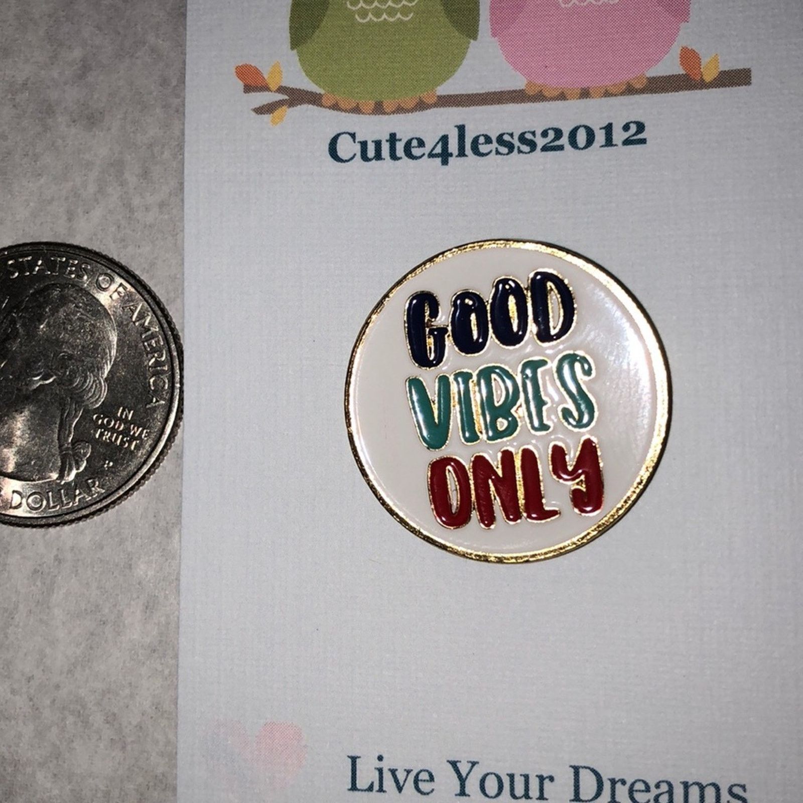 Other Round Good Vibes Pin Brooch Size ONE SIZE - 1 Thumbnail