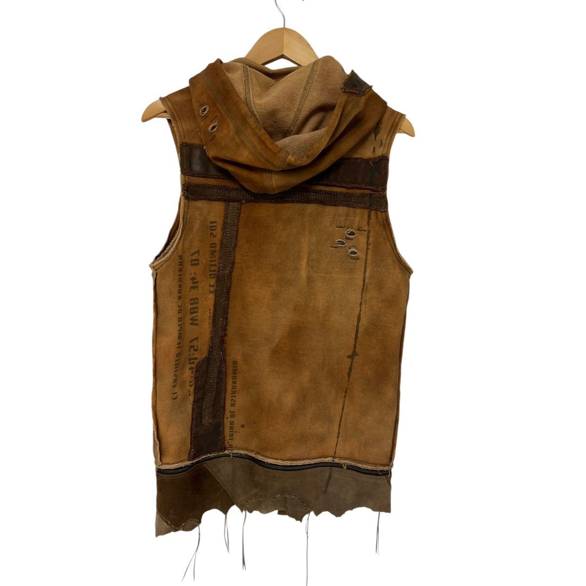 14th Addiction 14th addiction desert vest Size US M / EU 48-50 / 2 - 4 Thumbnail