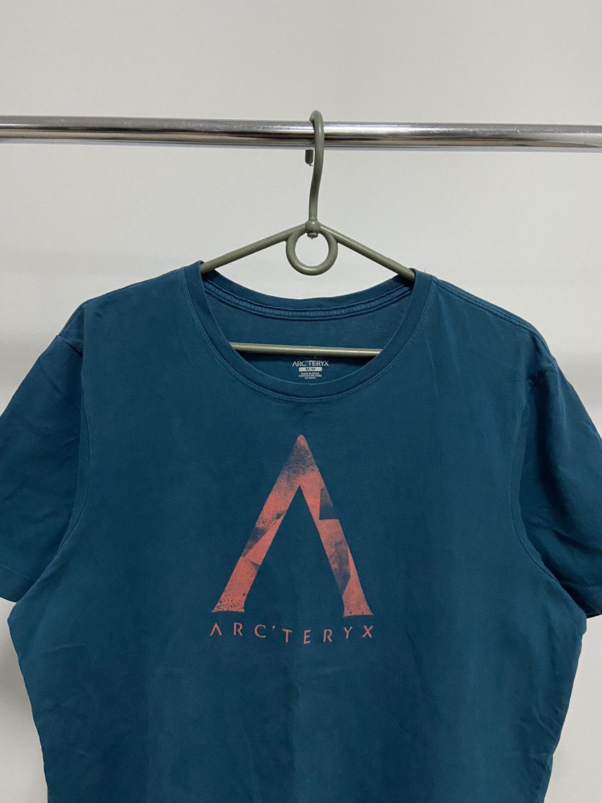 Arc'teryx × Vintage Arcteryx big logo vintage t shirt bird gorpcore mountain Size US M / EU 48-50 / 2 - 3 Thumbnail