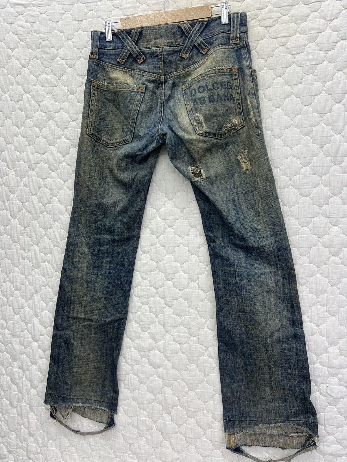 Dolce & Gabbana STEALS🔥🔥🔥DOLCE GABBANA BOOT CUT DISTRESS DENIM Size US 31 - 8 Thumbnail