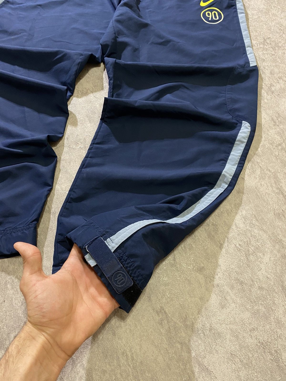 Nike Vintage Nike Navy Blue Track Pants “90” Logo Size US 36 / EU 52 - 8 Thumbnail