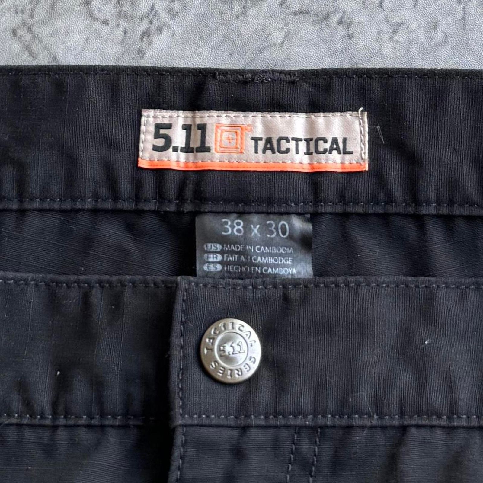 5.11 × Carhartt × Vintage Vintage Y2K Baggy Double Knee Black Cargo Tech Grunge Pants Size US 37 - 3 Thumbnail