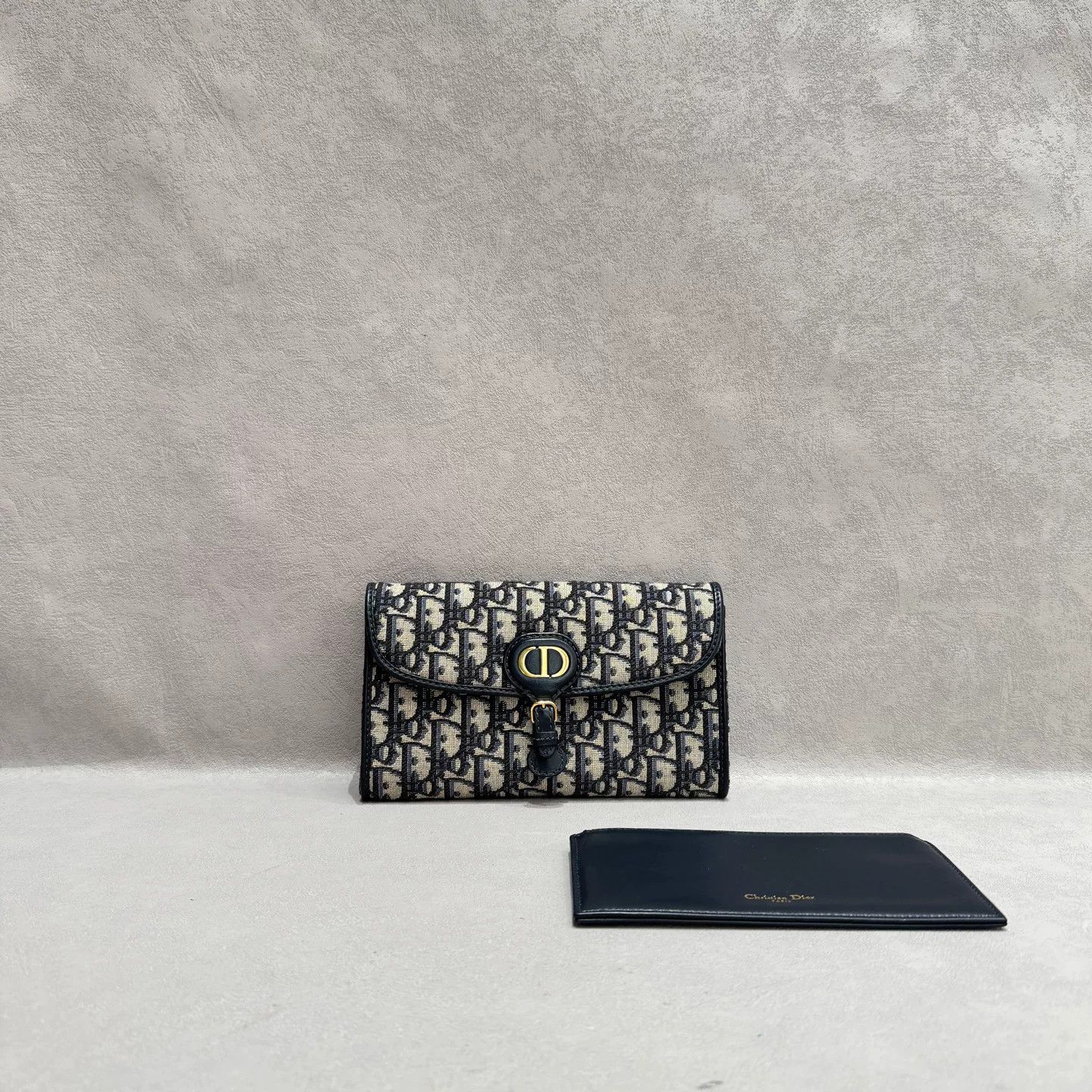 Dior Pre-loved Bag Very good condition Size ONE SIZE - 1 Thumbnail