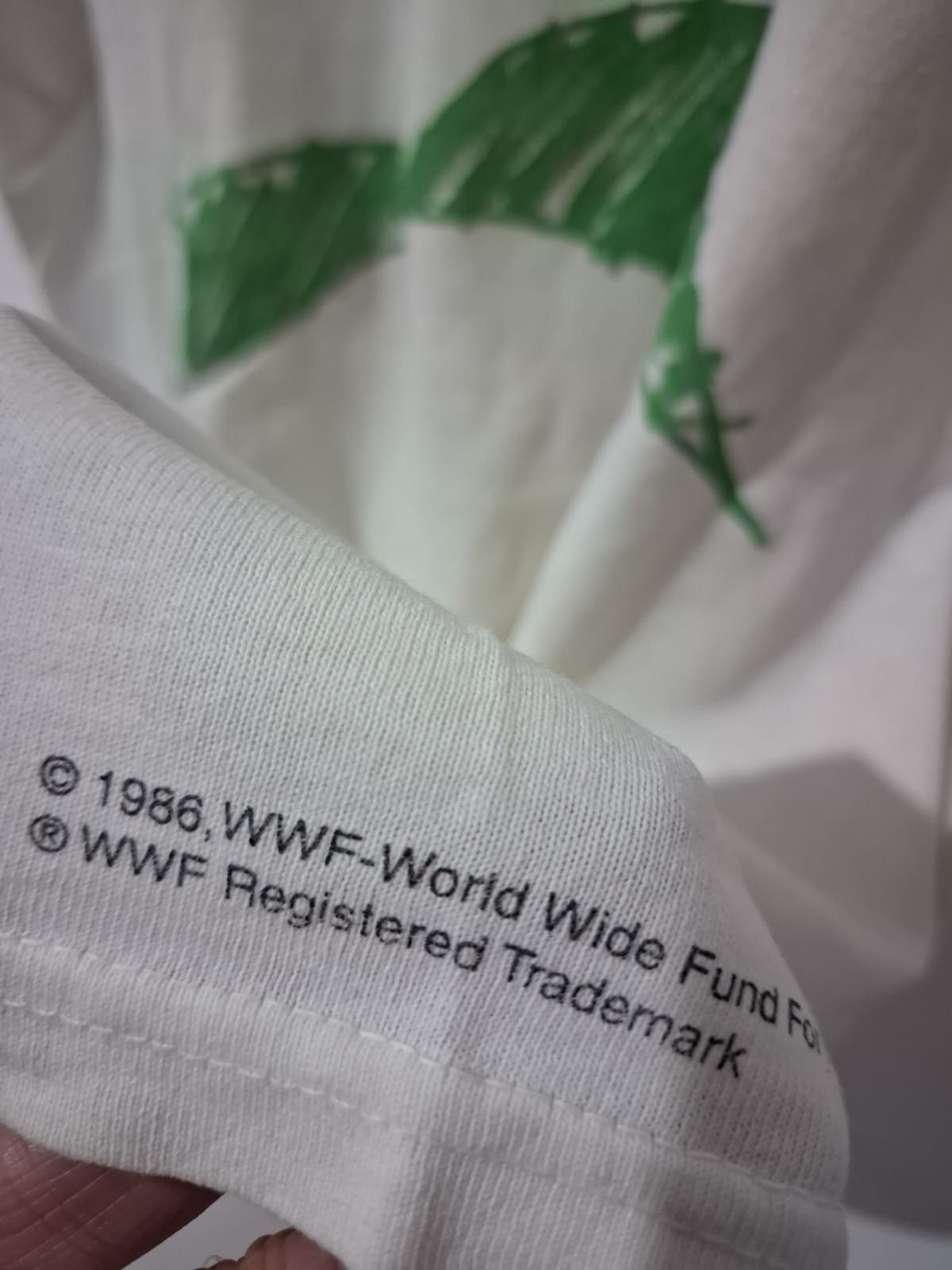 Vintage × WWF Vintage WWF plant trees Size US L / EU 52-54 / 3 - 4 Thumbnail
