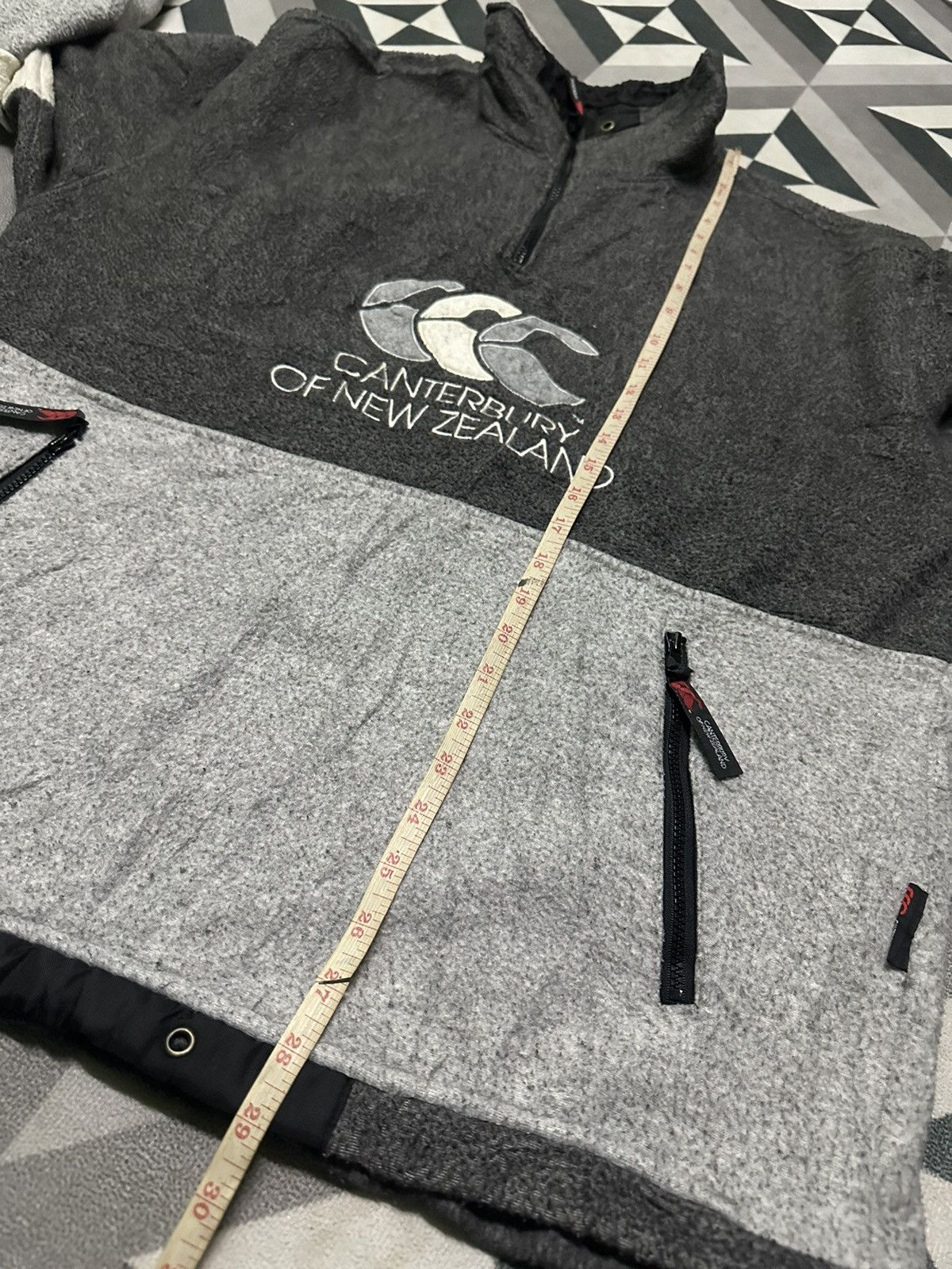 Canterbury of New Zealand Canterbury of new zealand center logo fleece sweatshirt Size US L / EU 52-54 / 3 - 12 Thumbnail