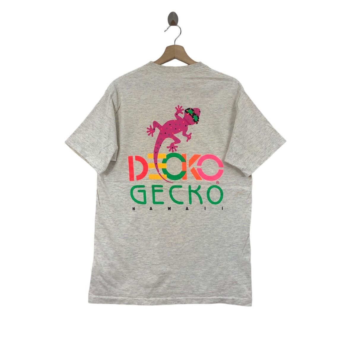 Vintage Vintage 90s DECKO GECKO Hawaii Tee Shirt Surf Size US L / EU 52-54 / 3 - 4 Thumbnail