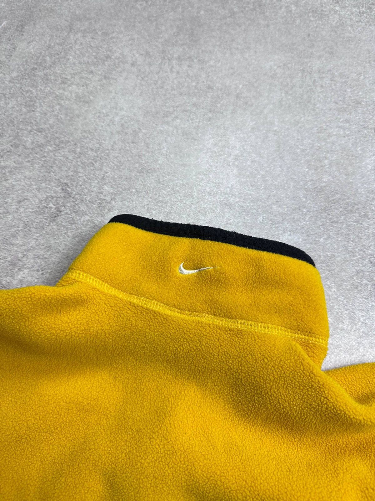 Nike Vintage Nike Yellow Fleece Retro Y2K Sherpa Jacket M Size US M / EU 48-50 / 2 - 10 Thumbnail
