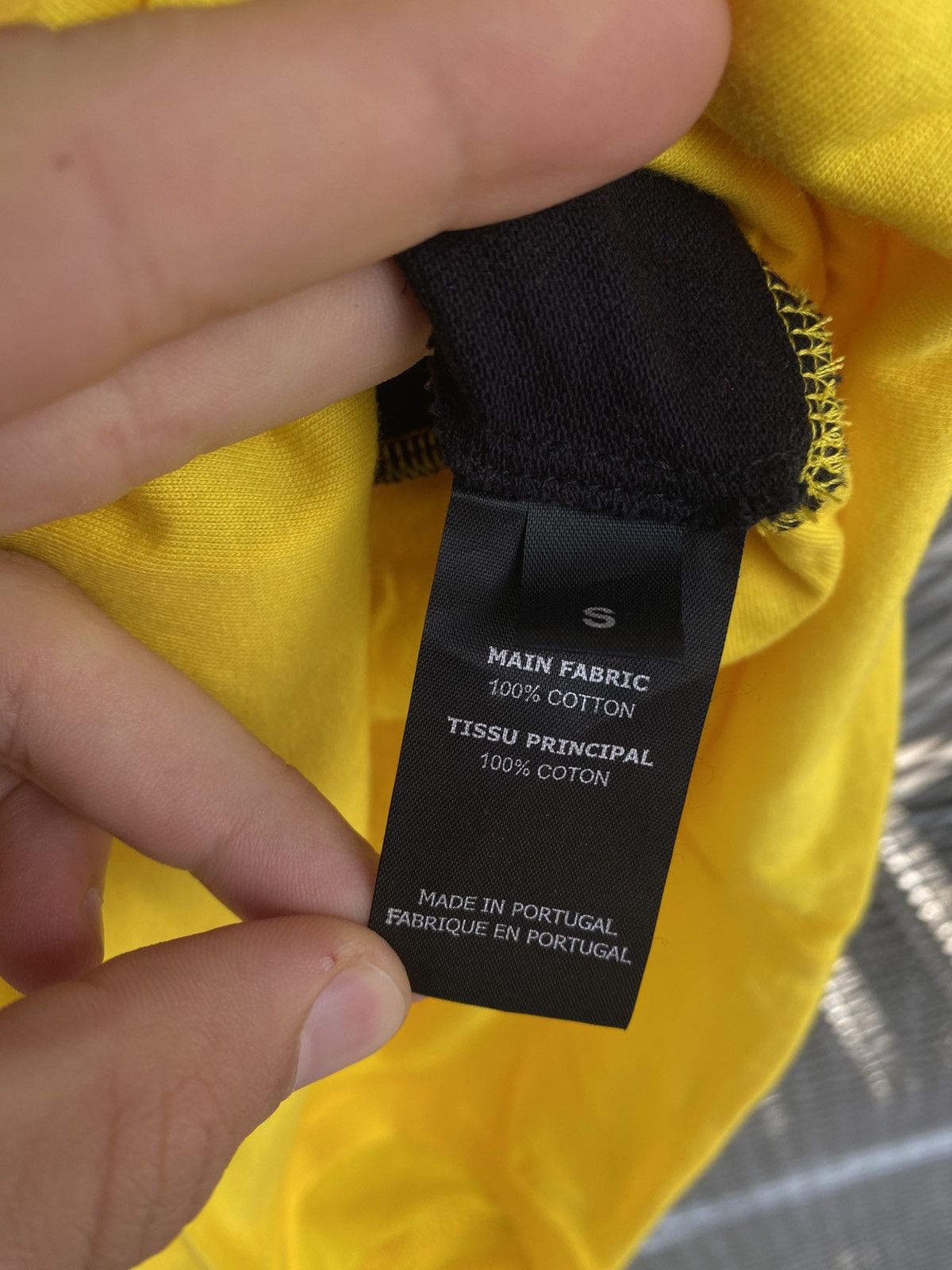 Vetements Vetements x DHL Upside Down Polo T-Shirt New Size US S / EU 44-46 / 1 - 11 Thumbnail