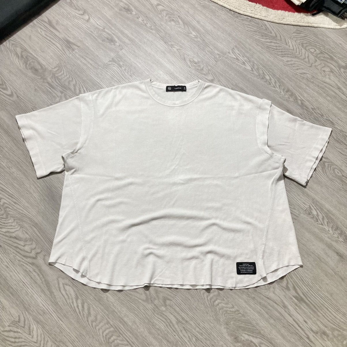 Undercover × Uniqlo Uniqlo X Undercover Waffle Knit Tee Oversized Designer Size US XXL / EU 58 / 5 - 3 Thumbnail